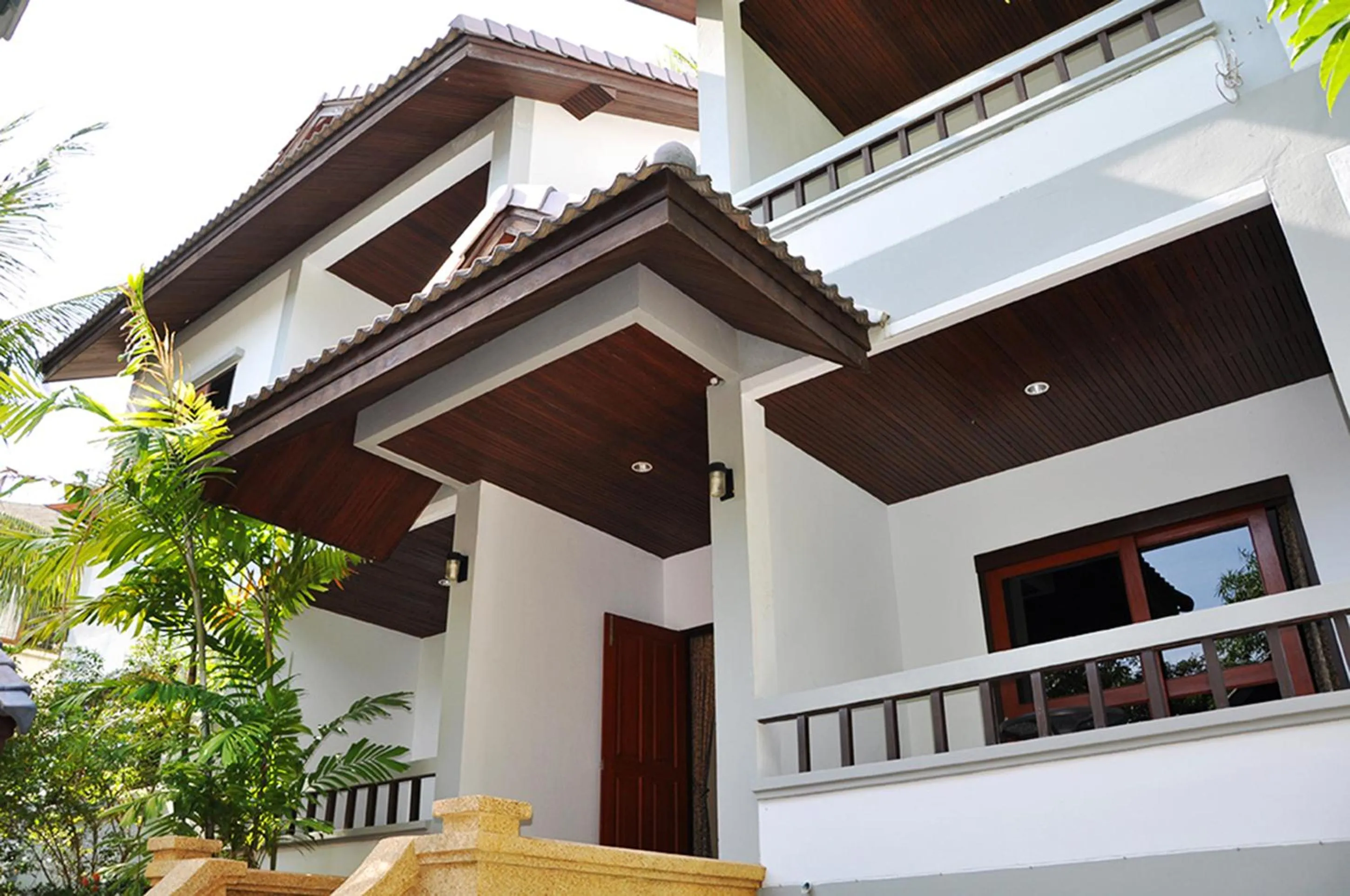 Facade/entrance in Chaweng Lakeview Residence