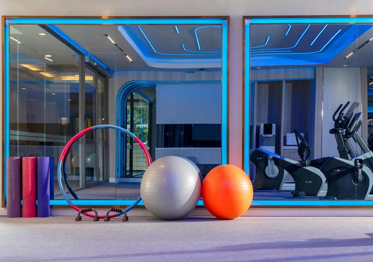 Fitness centre/facilities in Centre Point Sukhumvit 10