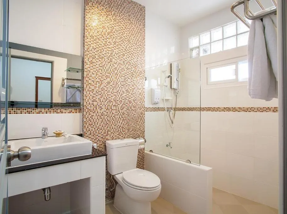 Bathroom in V Residence Hotel