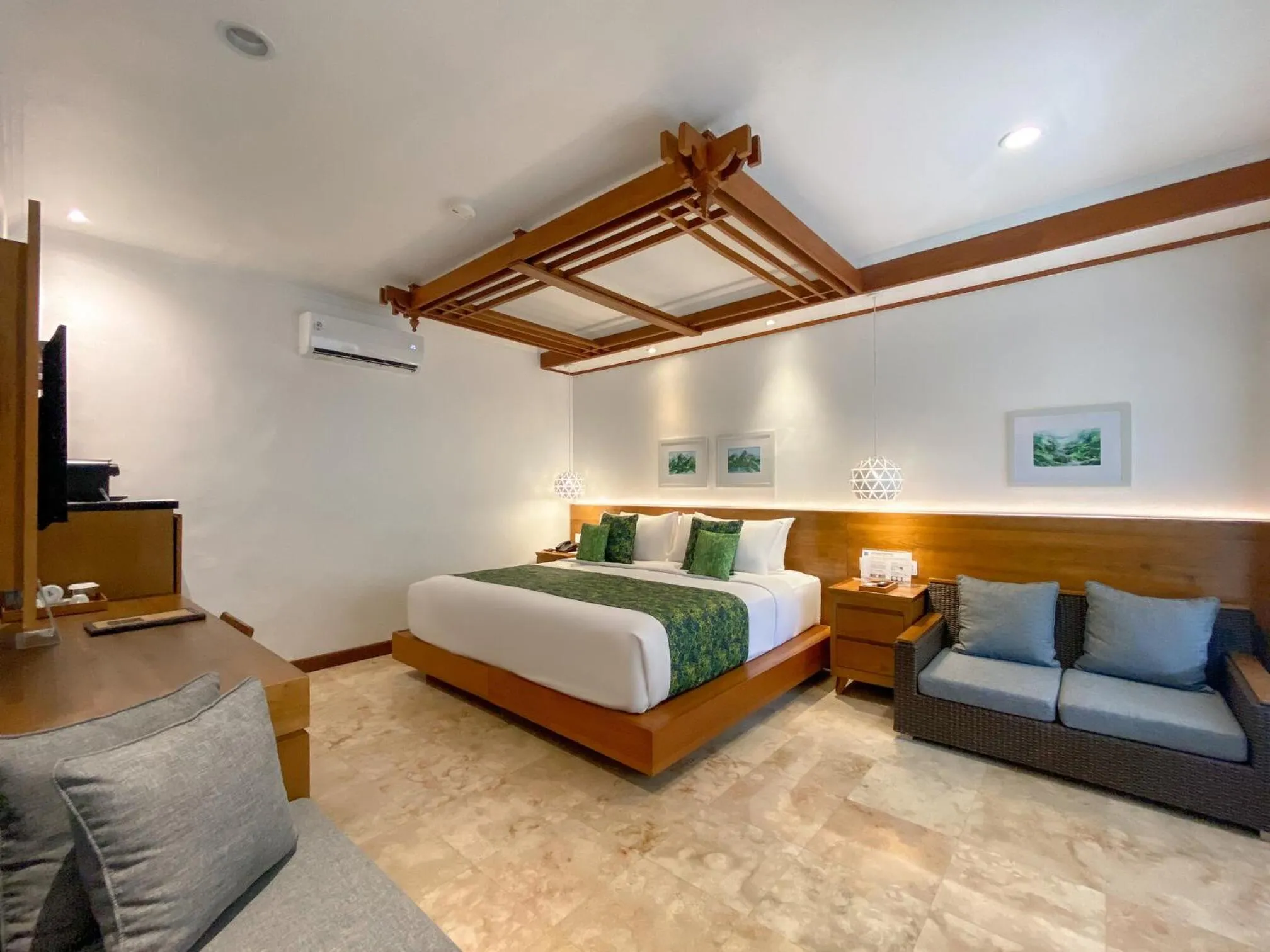 Bed in Legian Beach Hotel