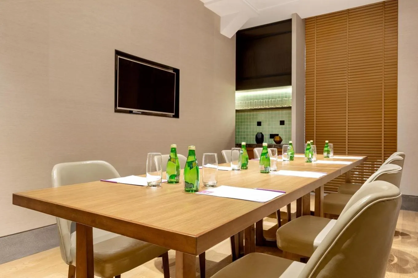 Business facilities in Hyatt Place Chongli