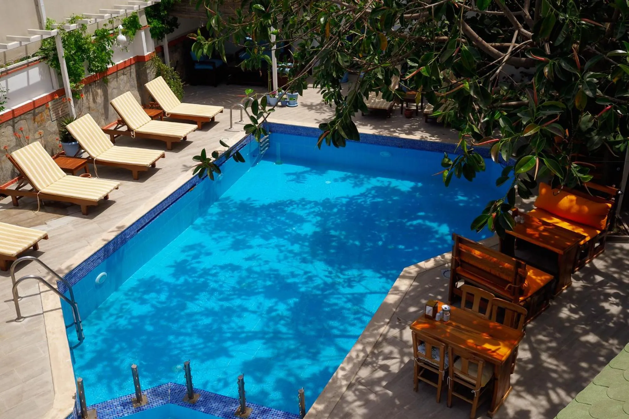 Swimming pool in Oya Butik Otel