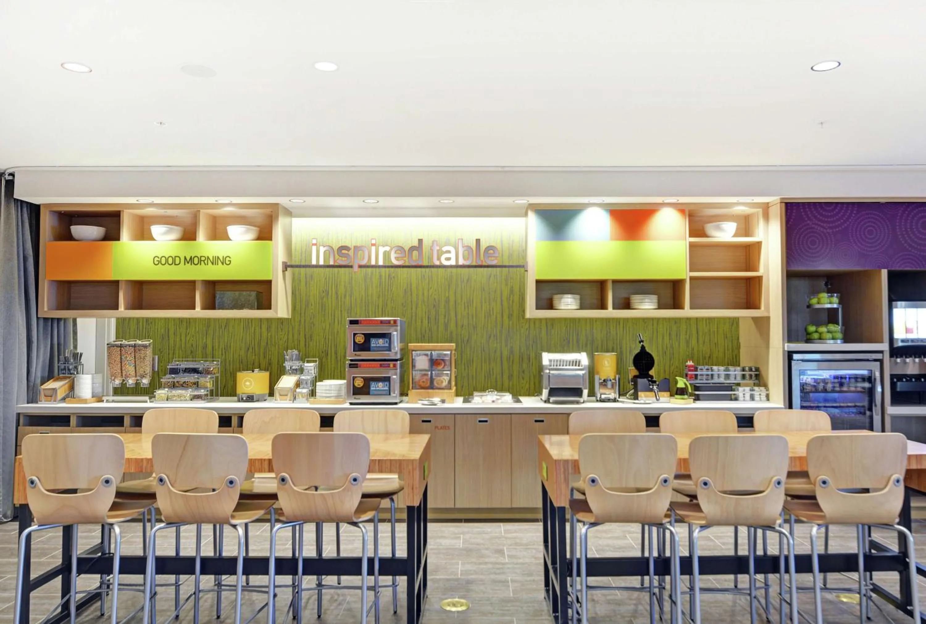 Dining area in Home2 Suites By Hilton Grand Junction Northwest