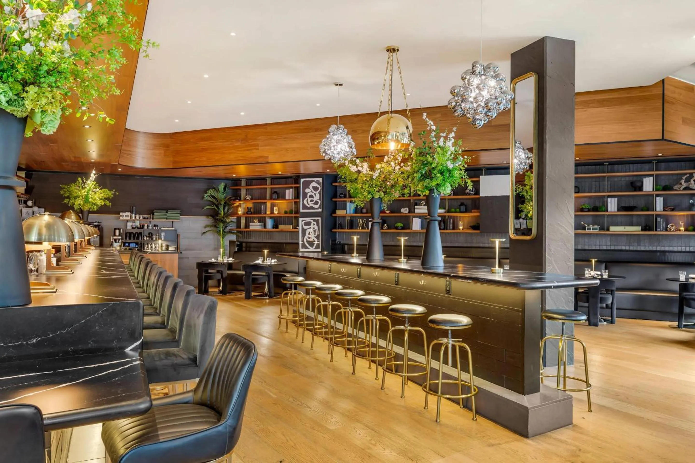 Lounge or bar in Cambria Hotel Boston Downtown - Seaport
