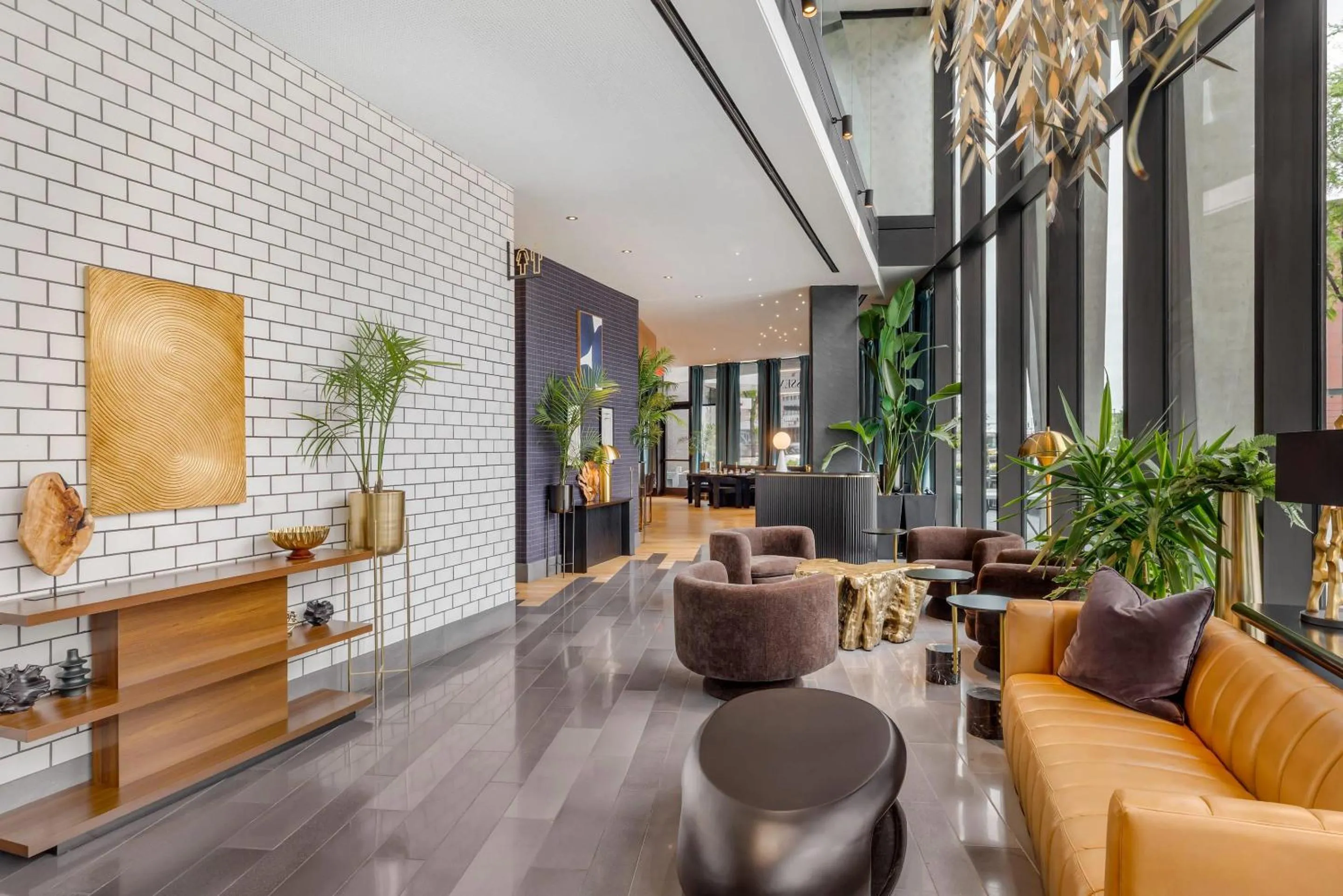 Lounge or bar in Cambria Hotel Boston Downtown - Seaport