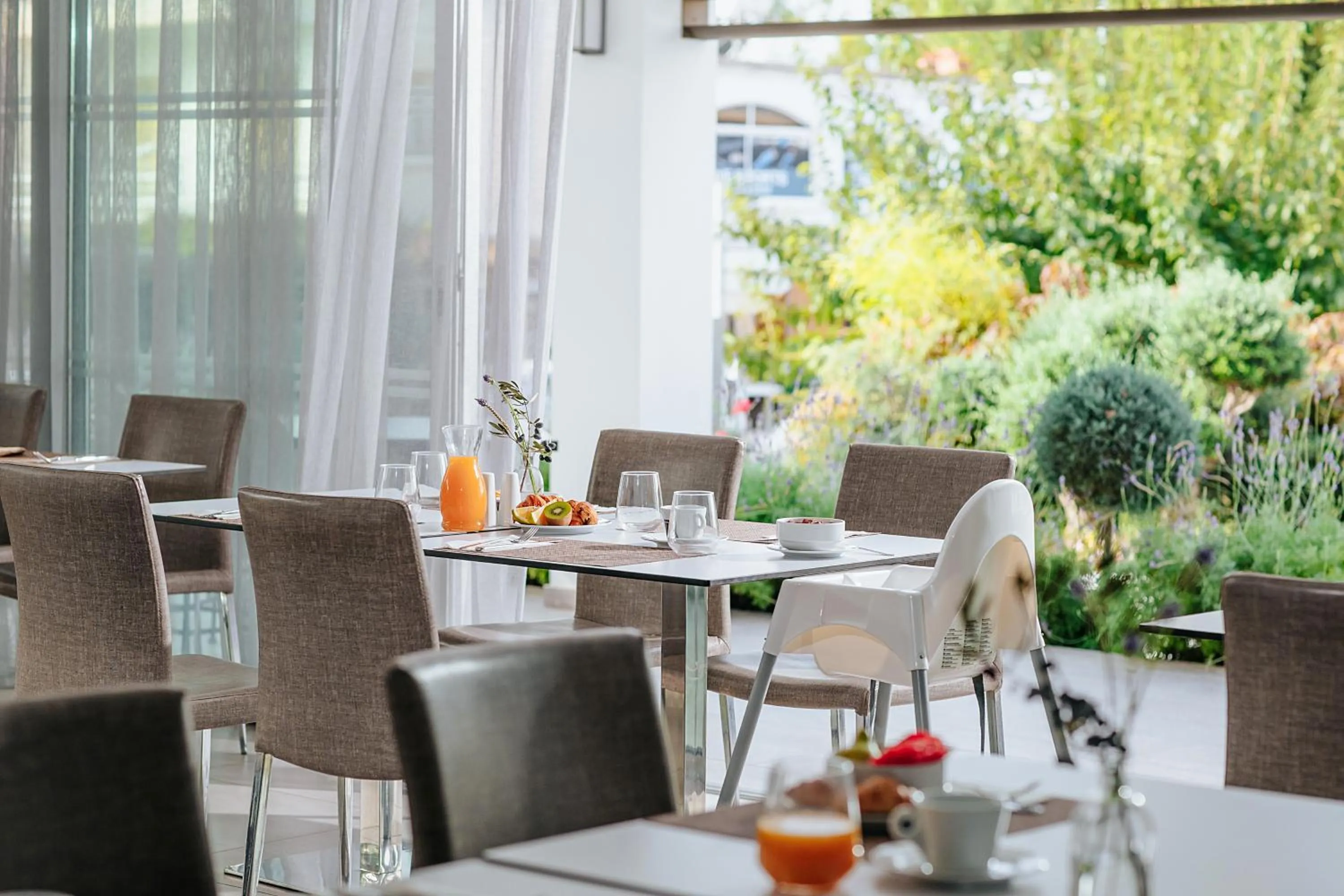 Restaurant/places to eat in Sofianna Resort & Spa