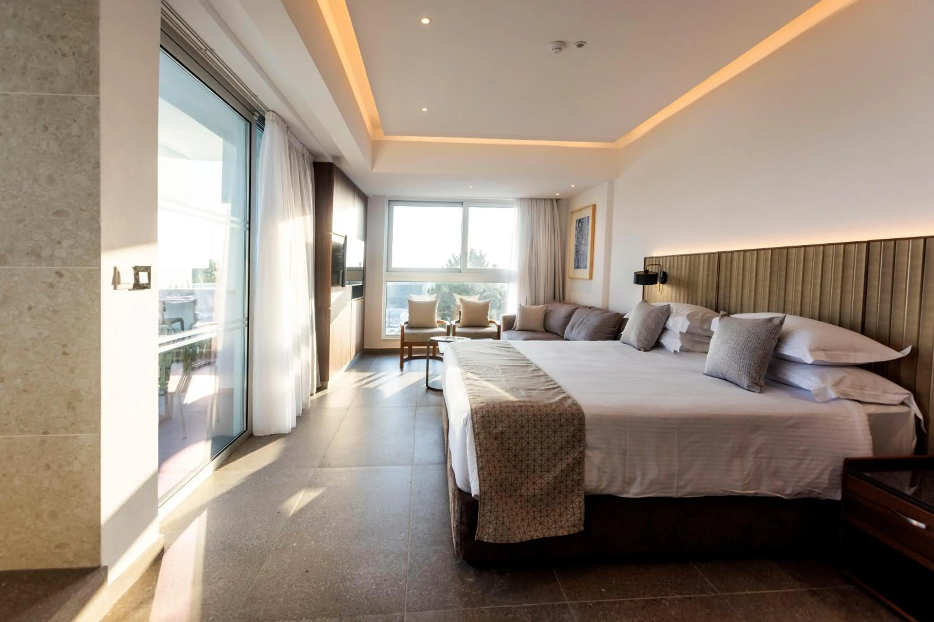 Bed in Sofianna Resort & Spa