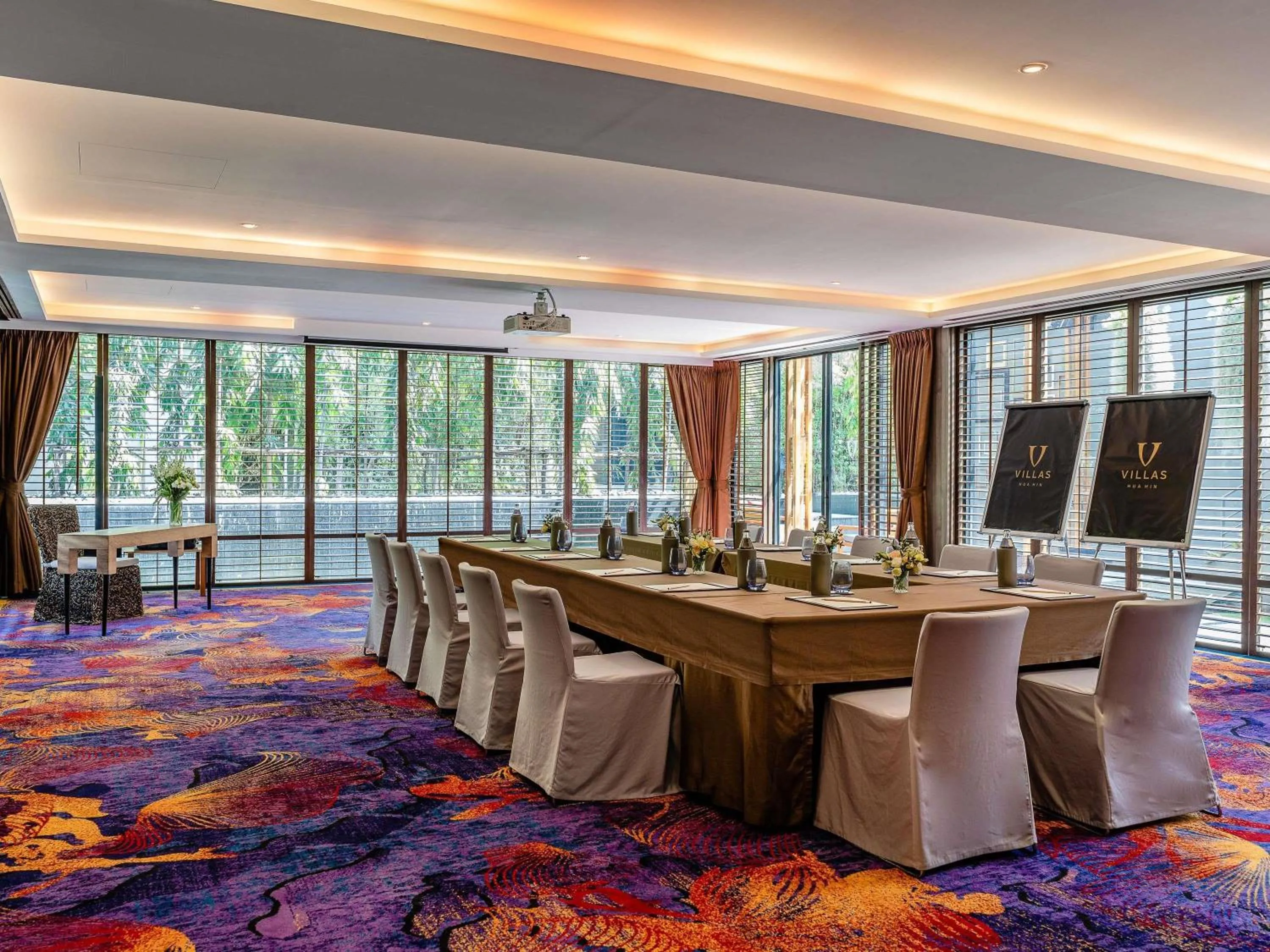Meeting/conference room in V Villas Hua Hin - MGallery Collection