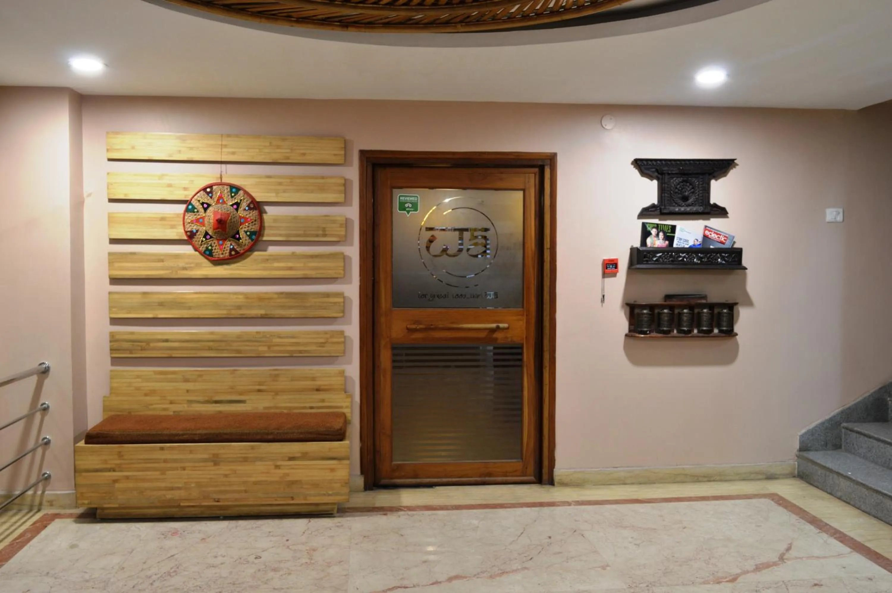 Property building in Hotel Rains Inn