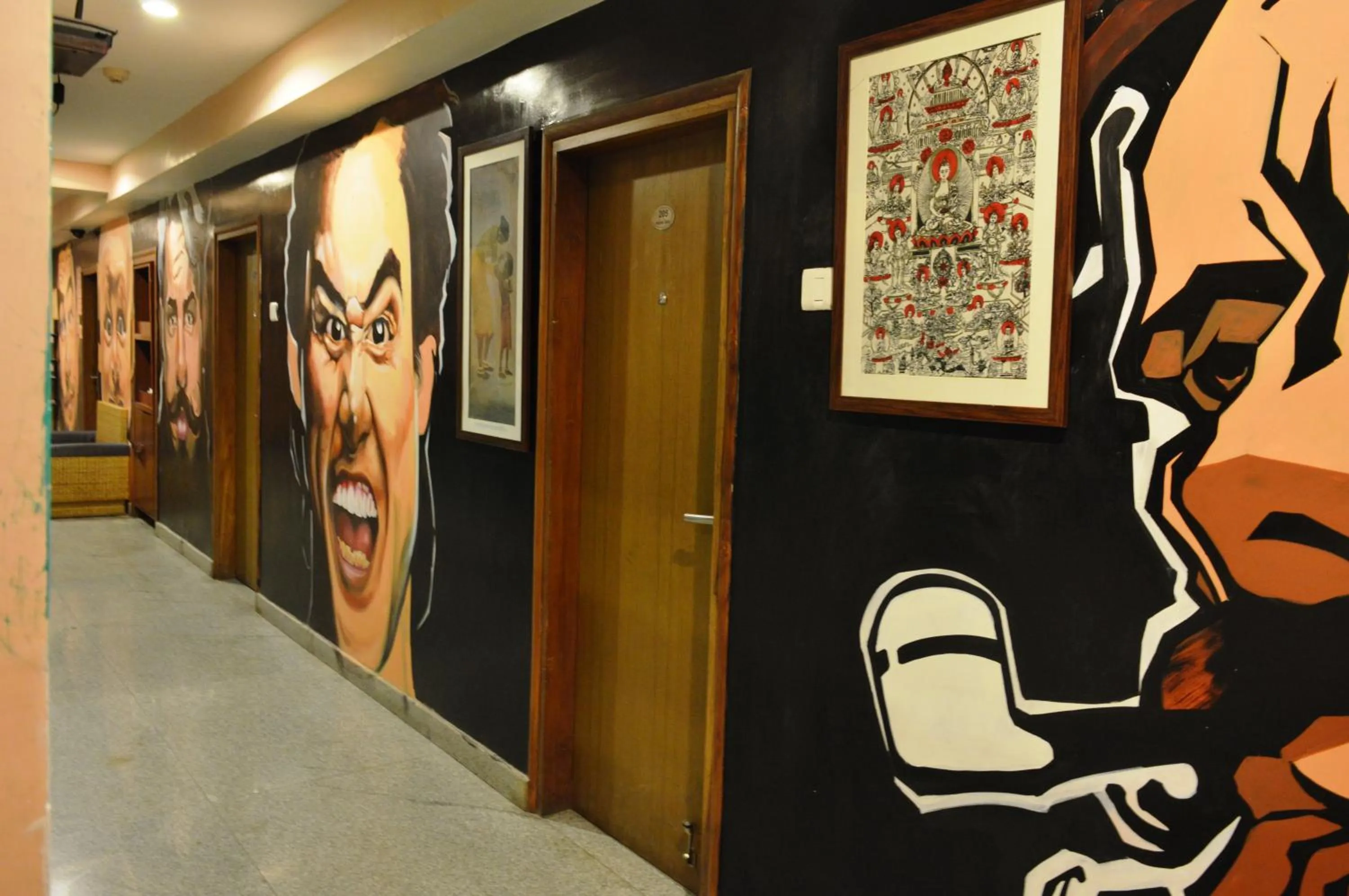 Decorative detail in Hotel Rains Inn