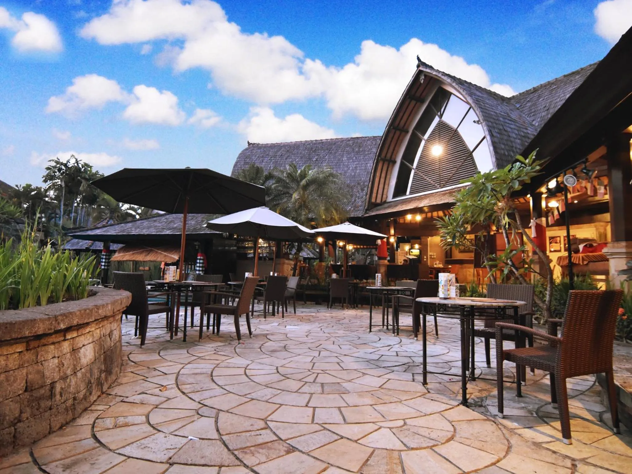Restaurant/places to eat in Hotel Vila Lumbung