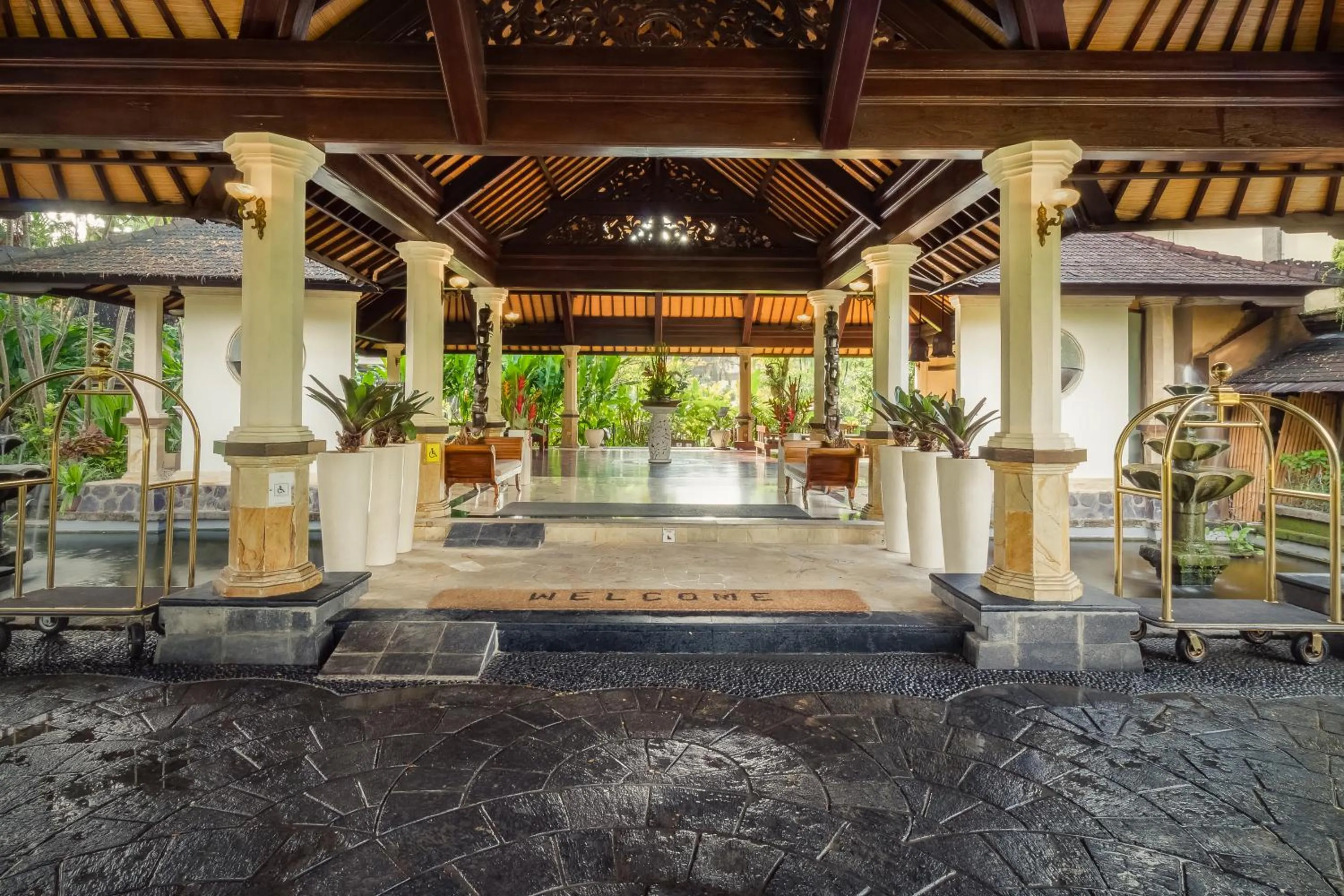Lobby or reception in Hotel Vila Lumbung