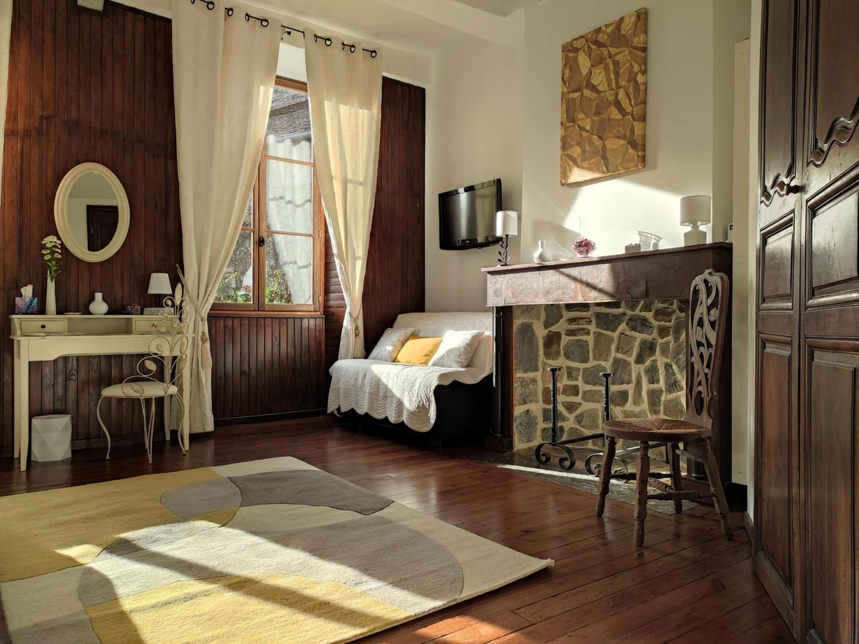 Photo of the whole room, Bed in B&B Amphitryon