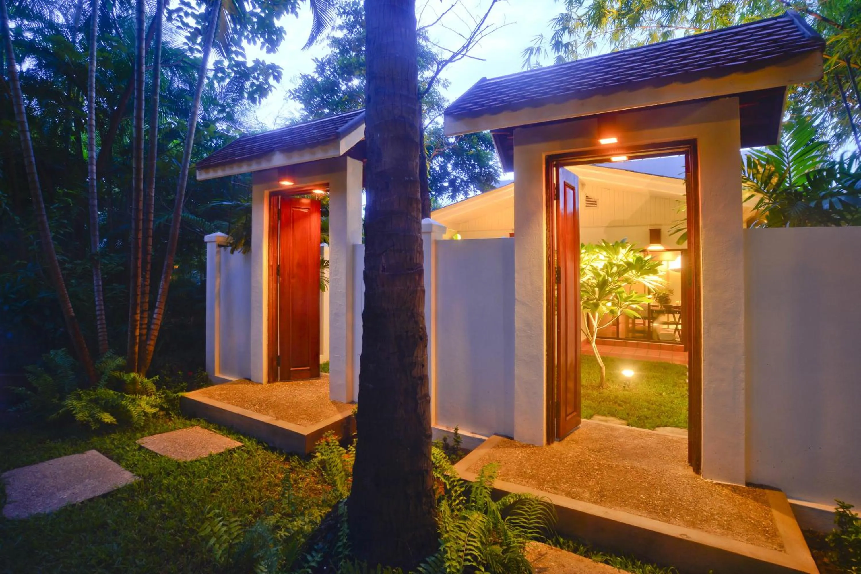 Massage in Settha Palace Hotel