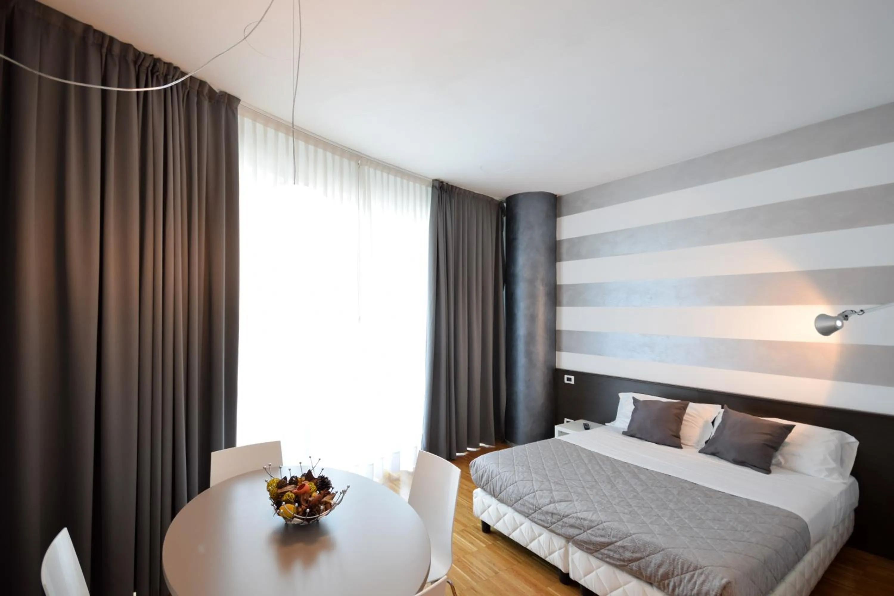 Bed in Hotel Mantova Residence