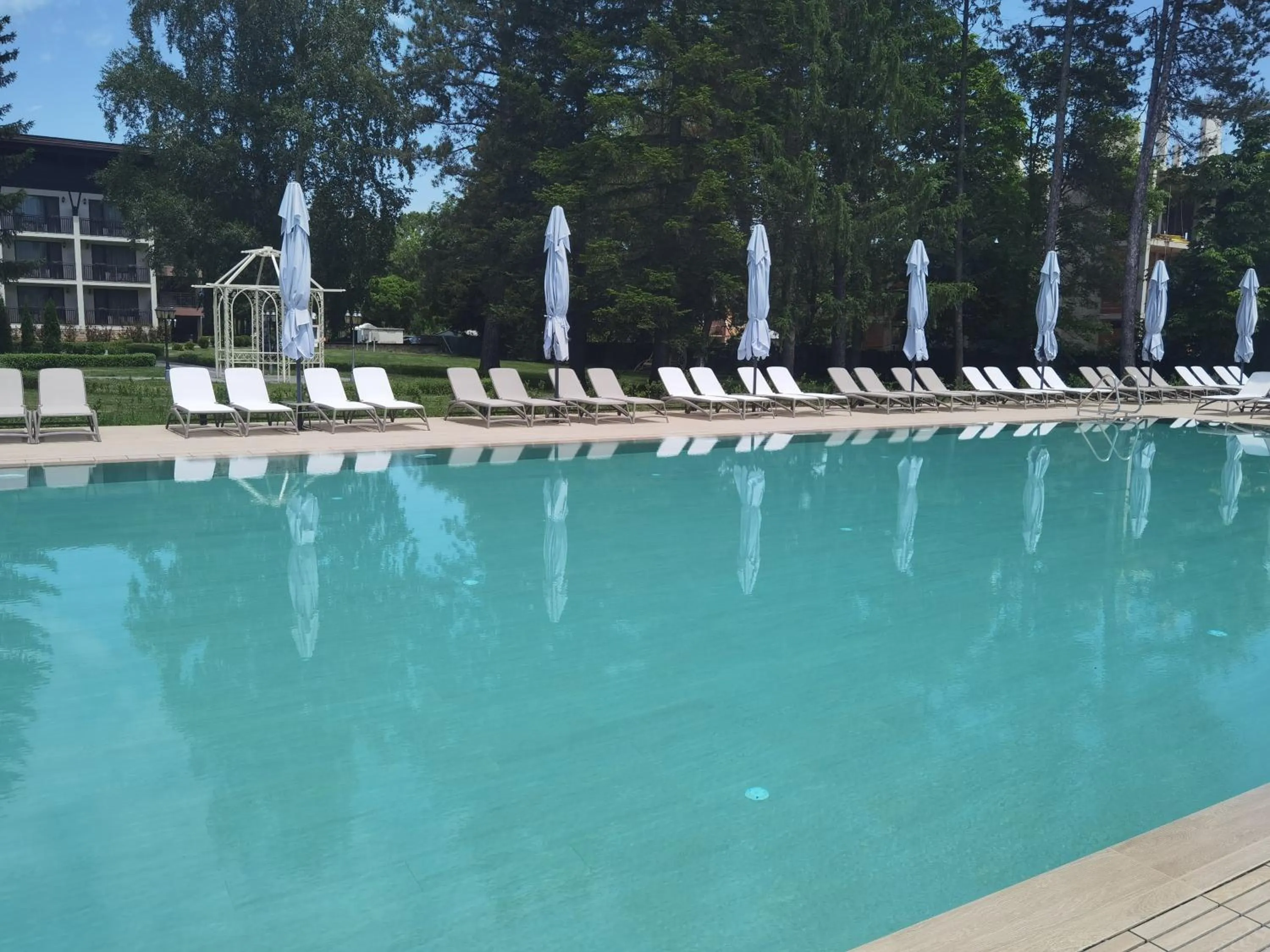 Swimming pool in Belchin Garden SPA&Wellness