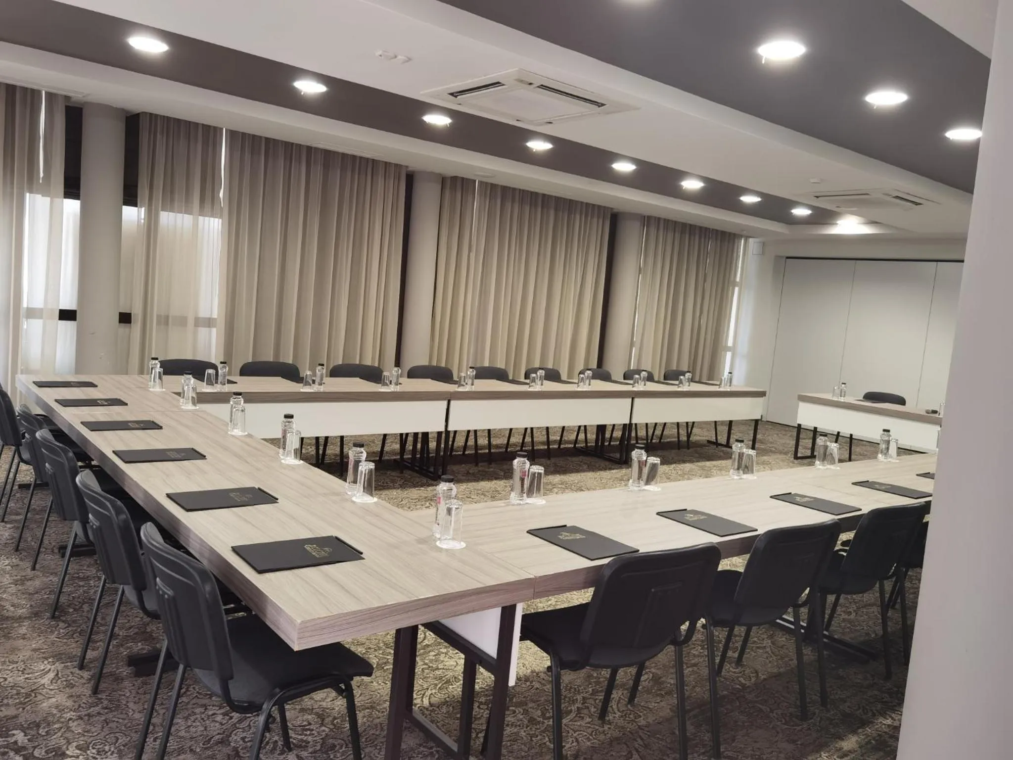 Meeting/conference room in Belchin Garden SPA&Wellness