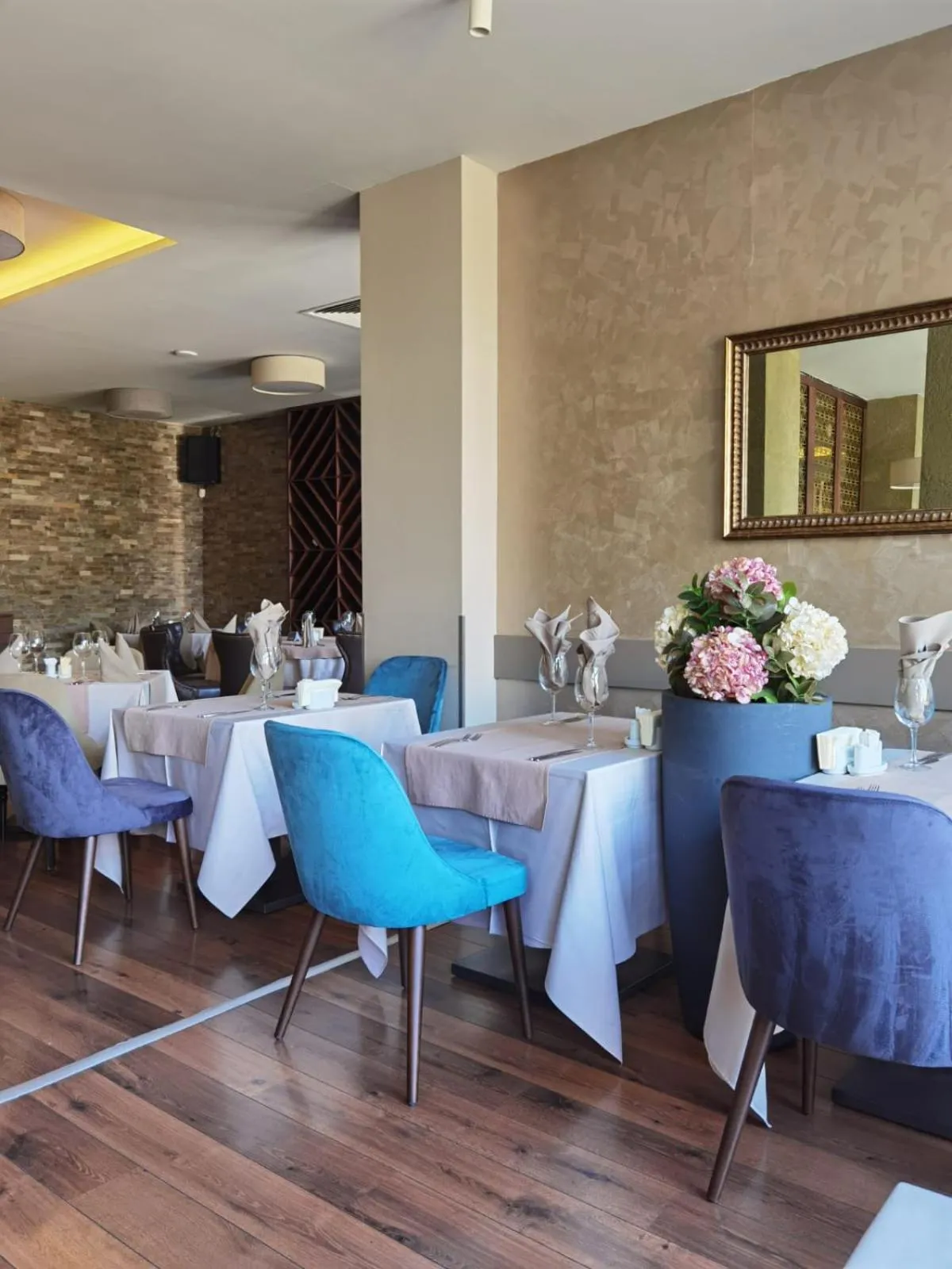 Restaurant/places to eat in Belchin Garden SPA&Wellness