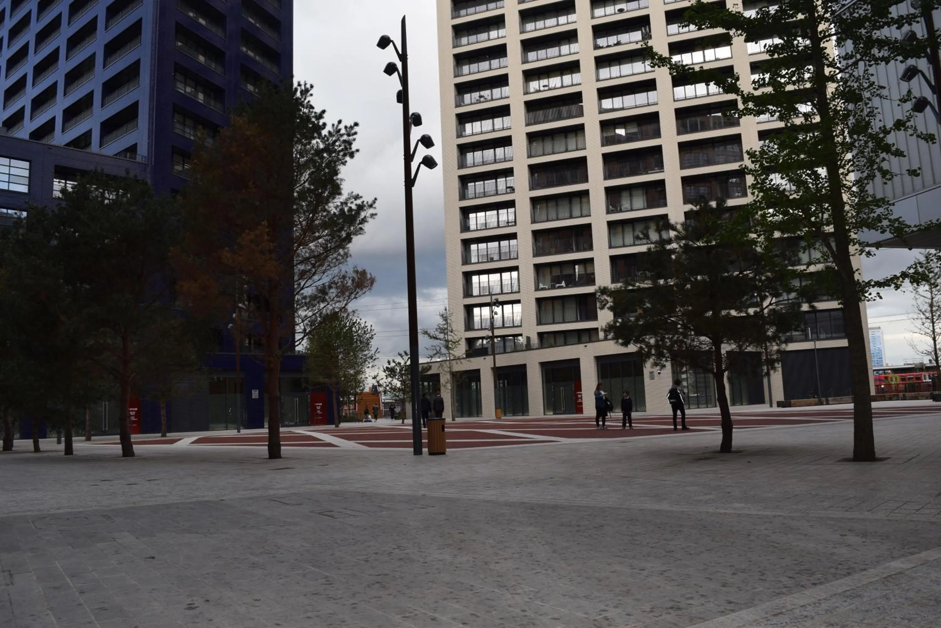 Neighbourhood in London City Island 3 Bedroom Luxury Apartments, Canary Wharf