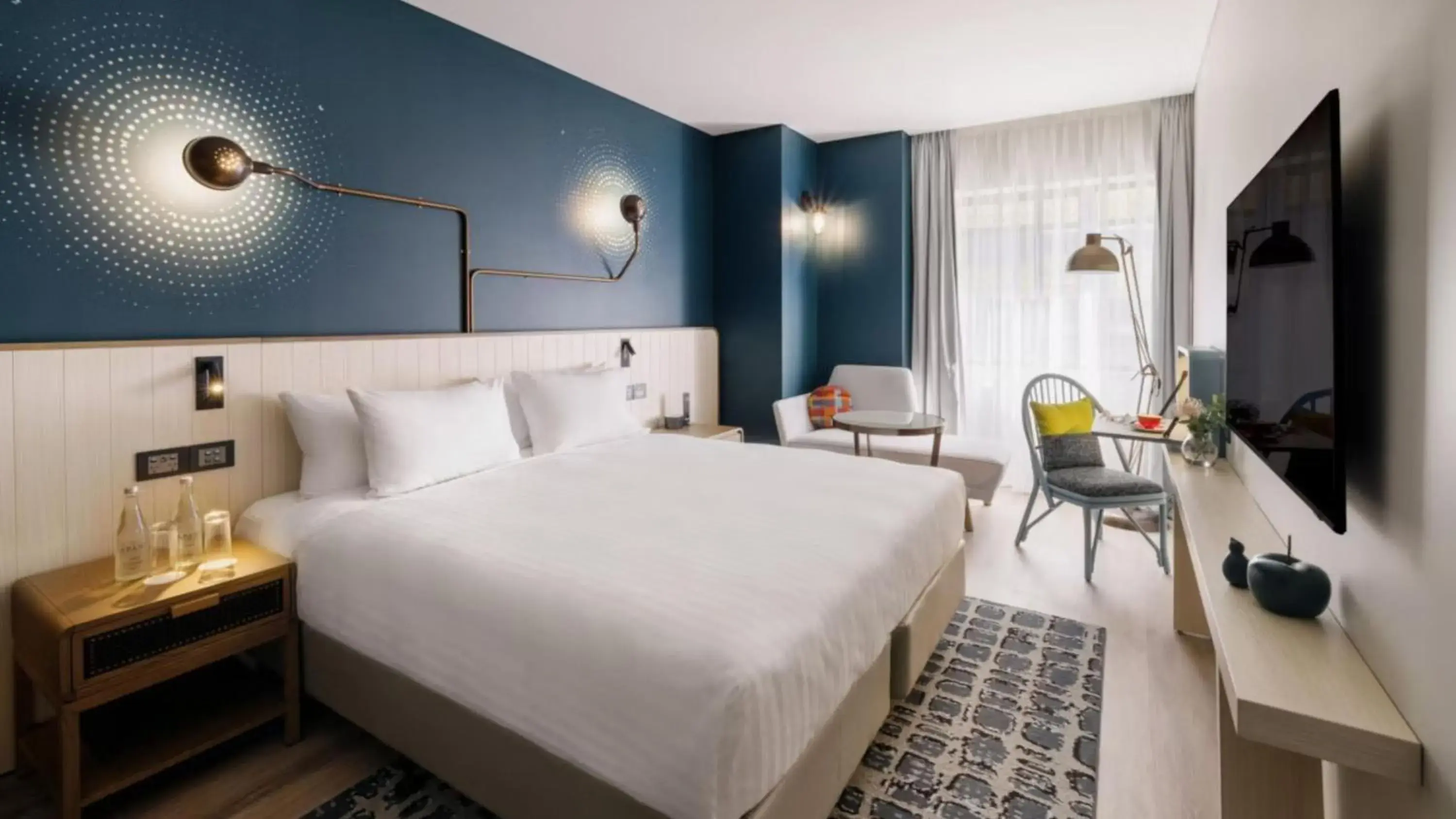 Standard King Room in Hotel Indigo Brisbane City Centre by IHG Standard King Room in Hotel Indigo Brisbane City Centre by IHG