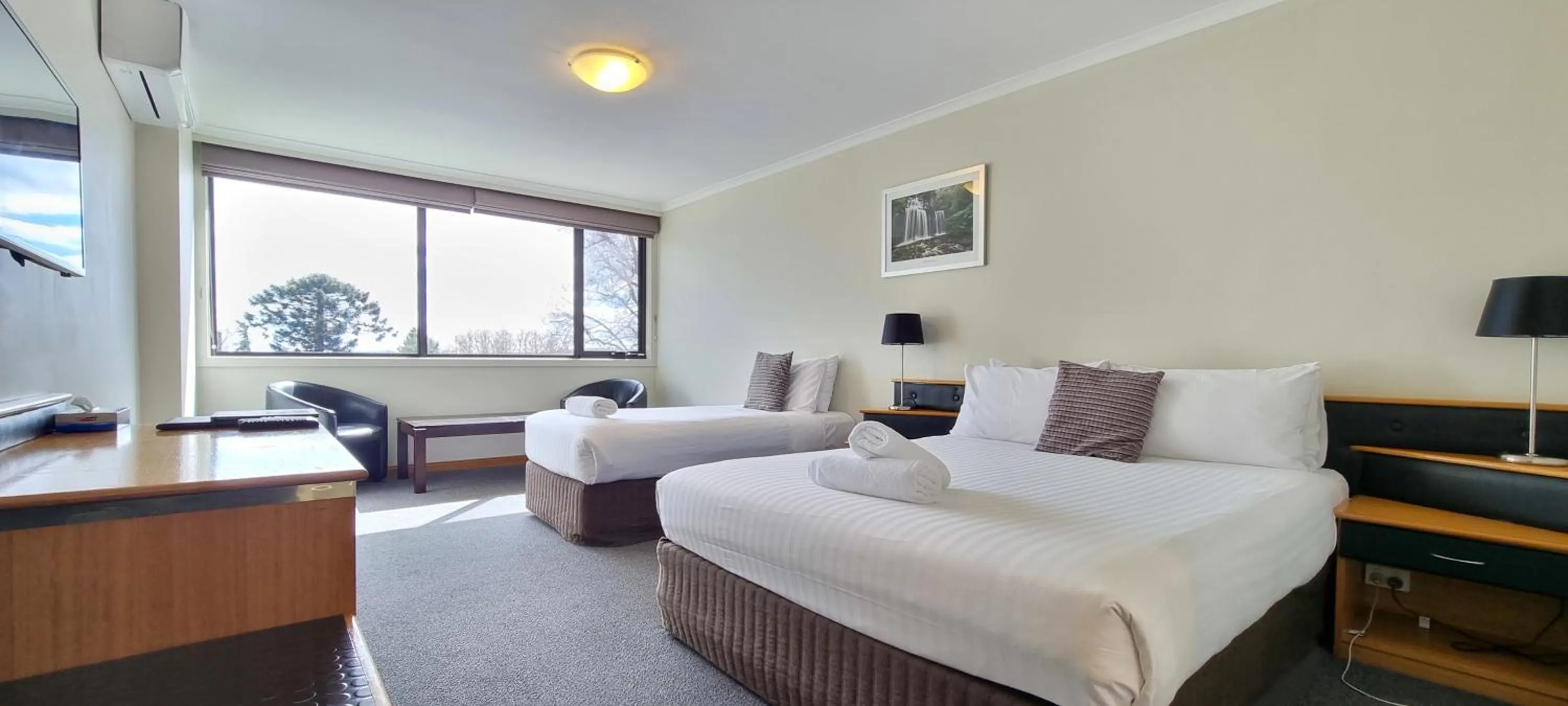 Commodore Regent Launceston