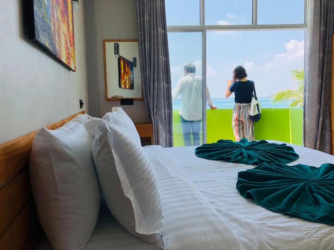 Balcony/Terrace, Bed in IRIS Beach Residence