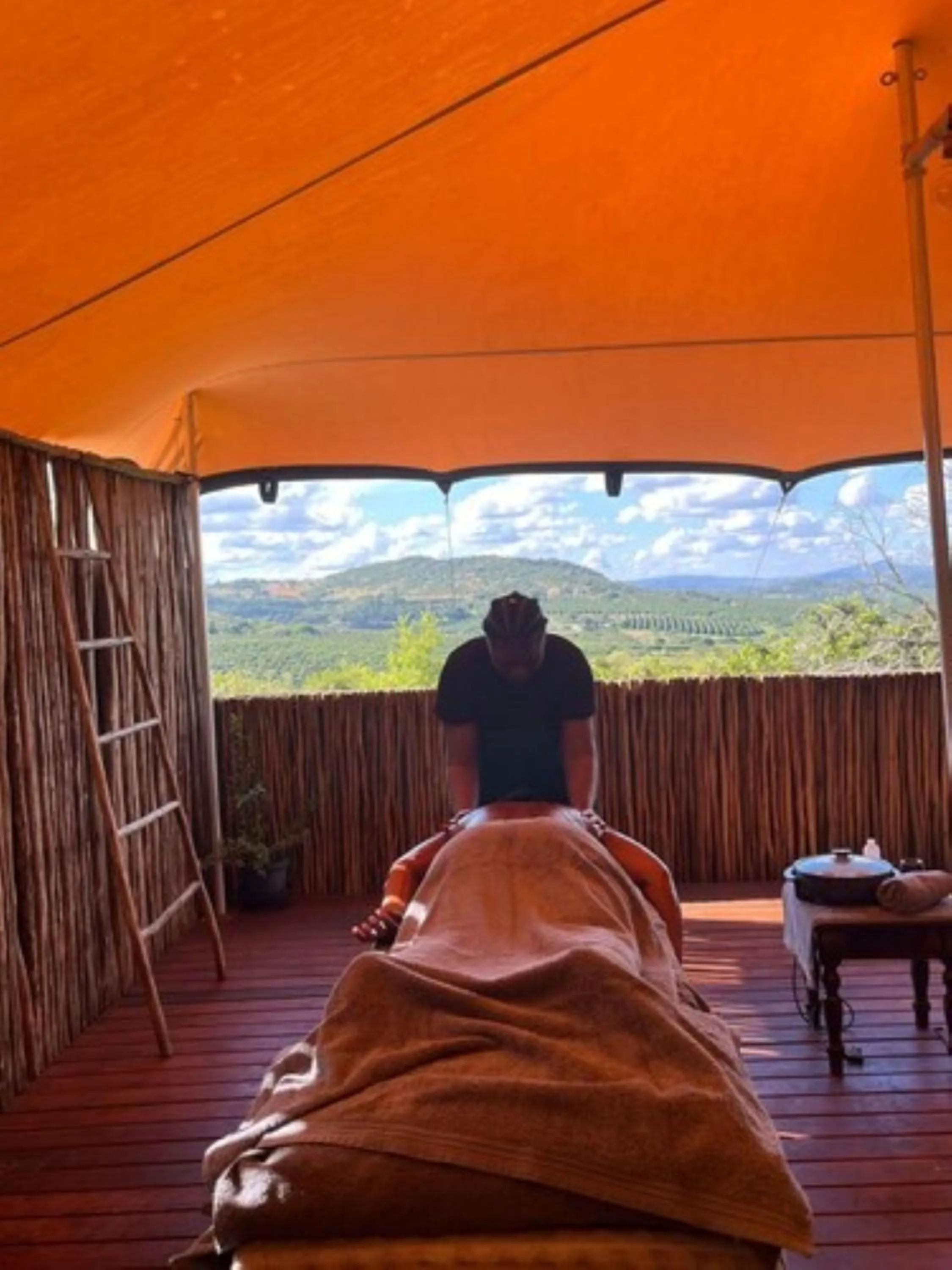 Massage in Ndhula Luxury Tented Lodge
