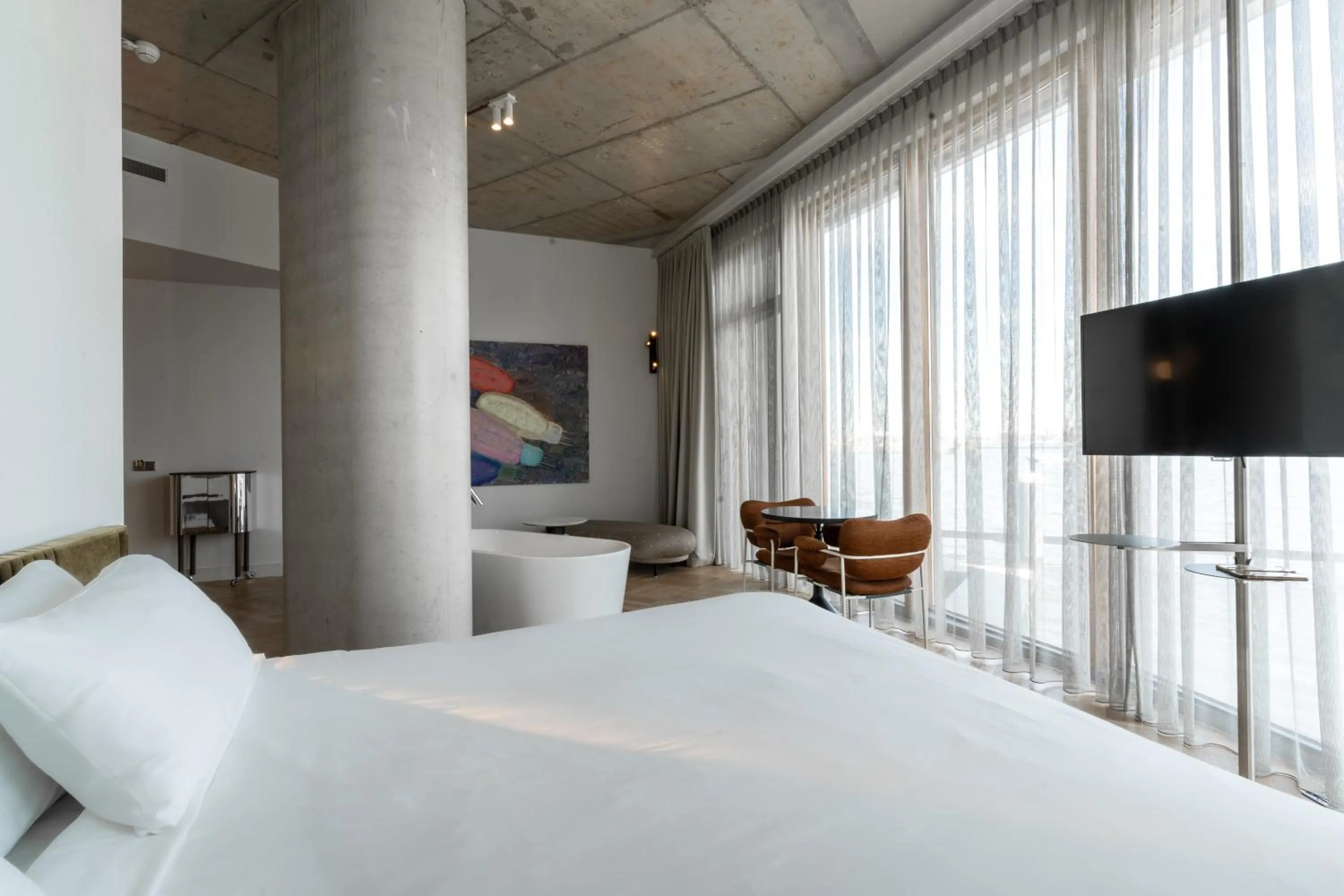 Bed in Hotel Pontsteiger