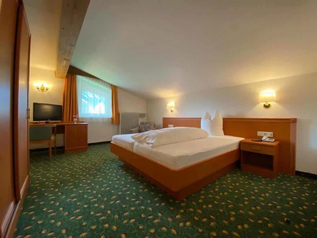Photo of the whole room, Bed in Design Apartments & Zimmer - Zugspitze
