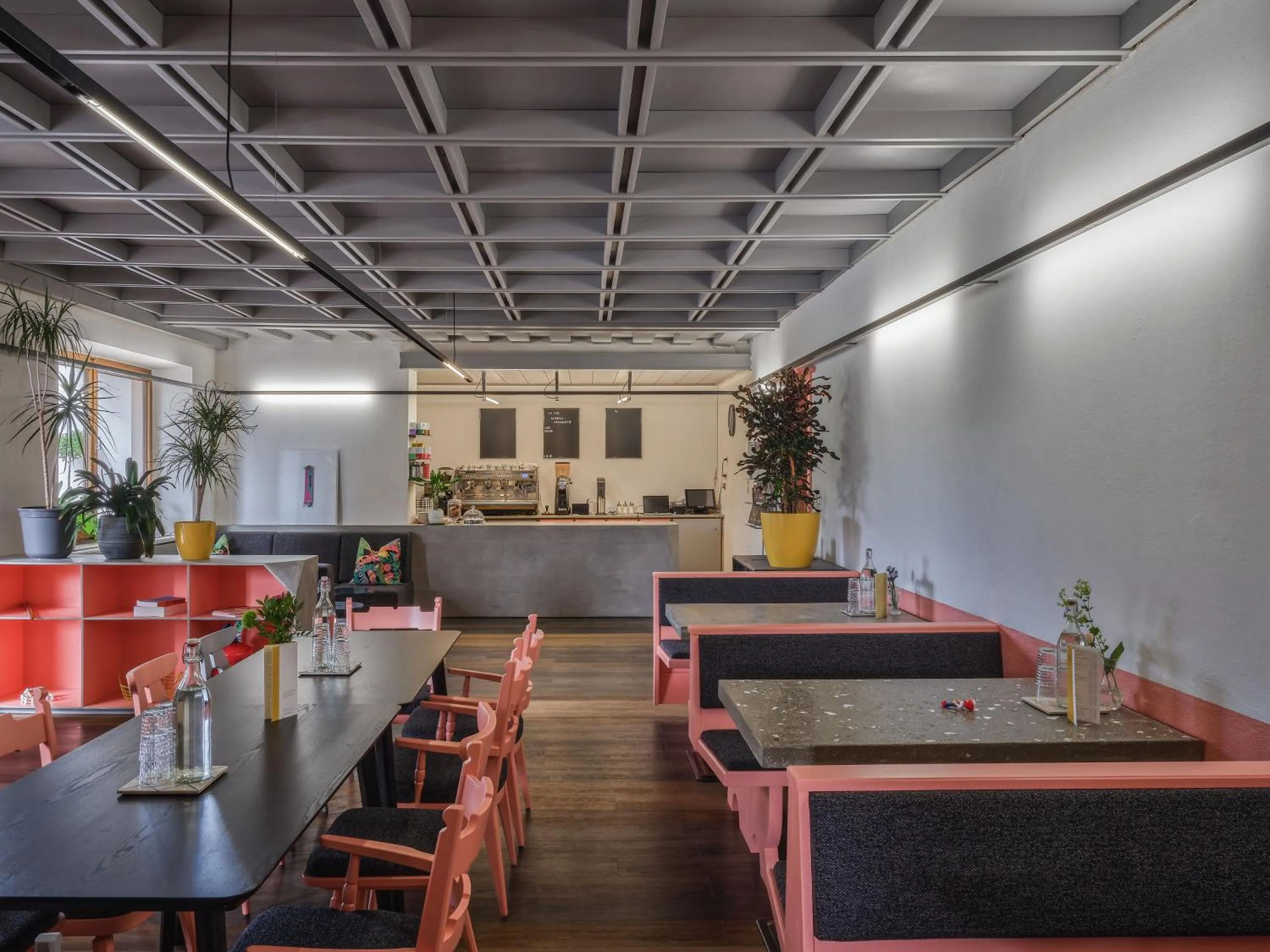 Restaurant/places to eat in Design Apartments & Zimmer - Zugspitze