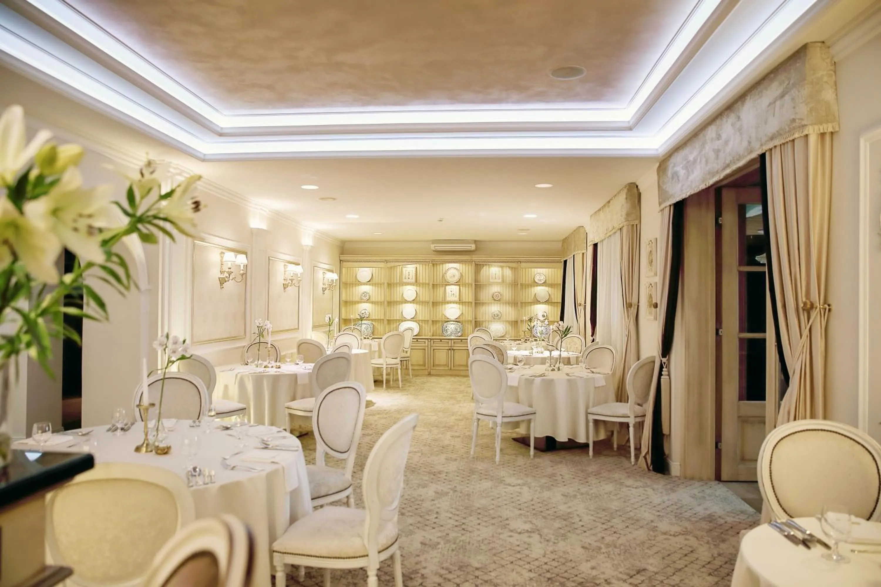 Restaurant/places to eat in Hotel Golden Key, 4 Stars Superior