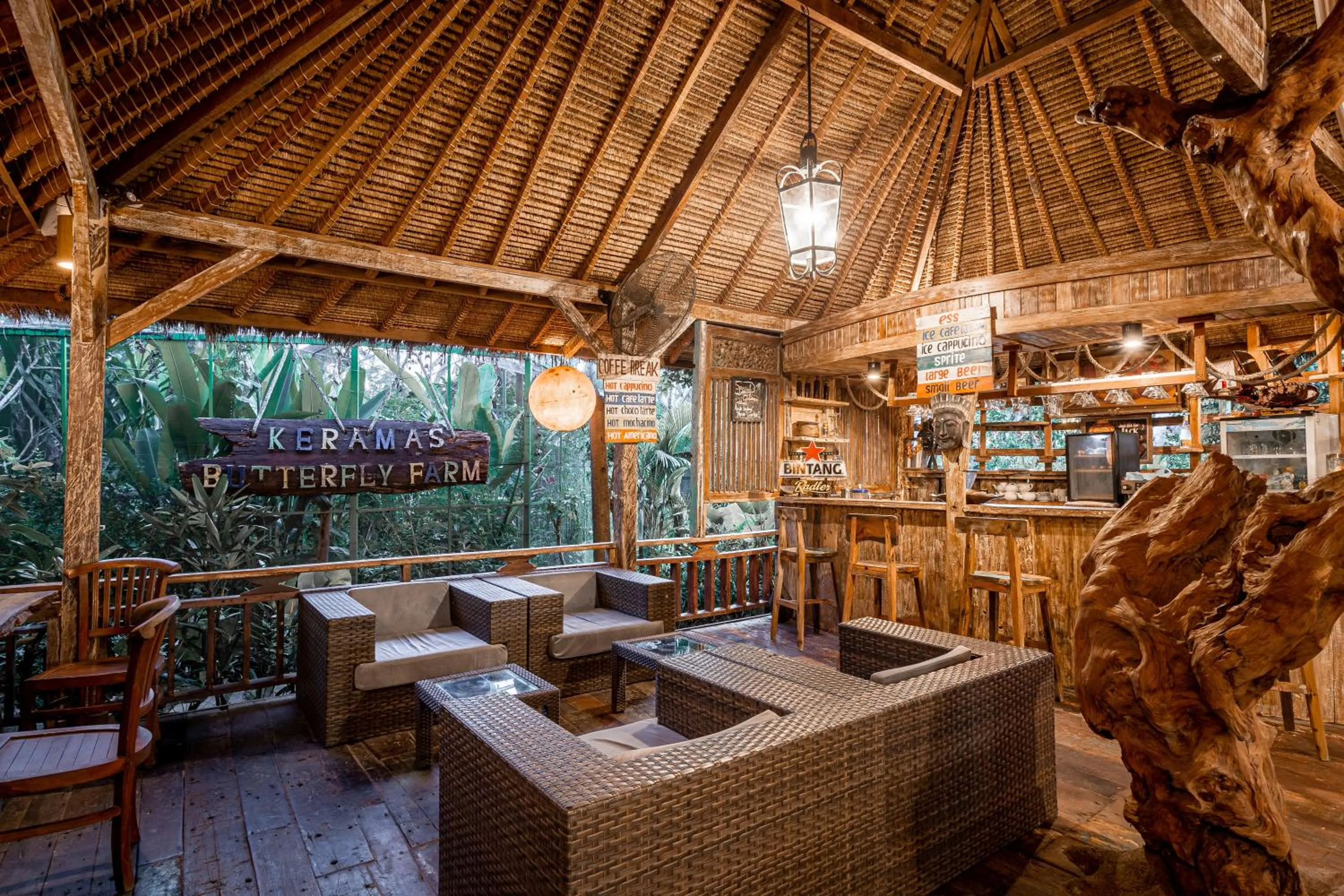 Lounge or bar in Keramas Sacred River Retreat Resort and Villa