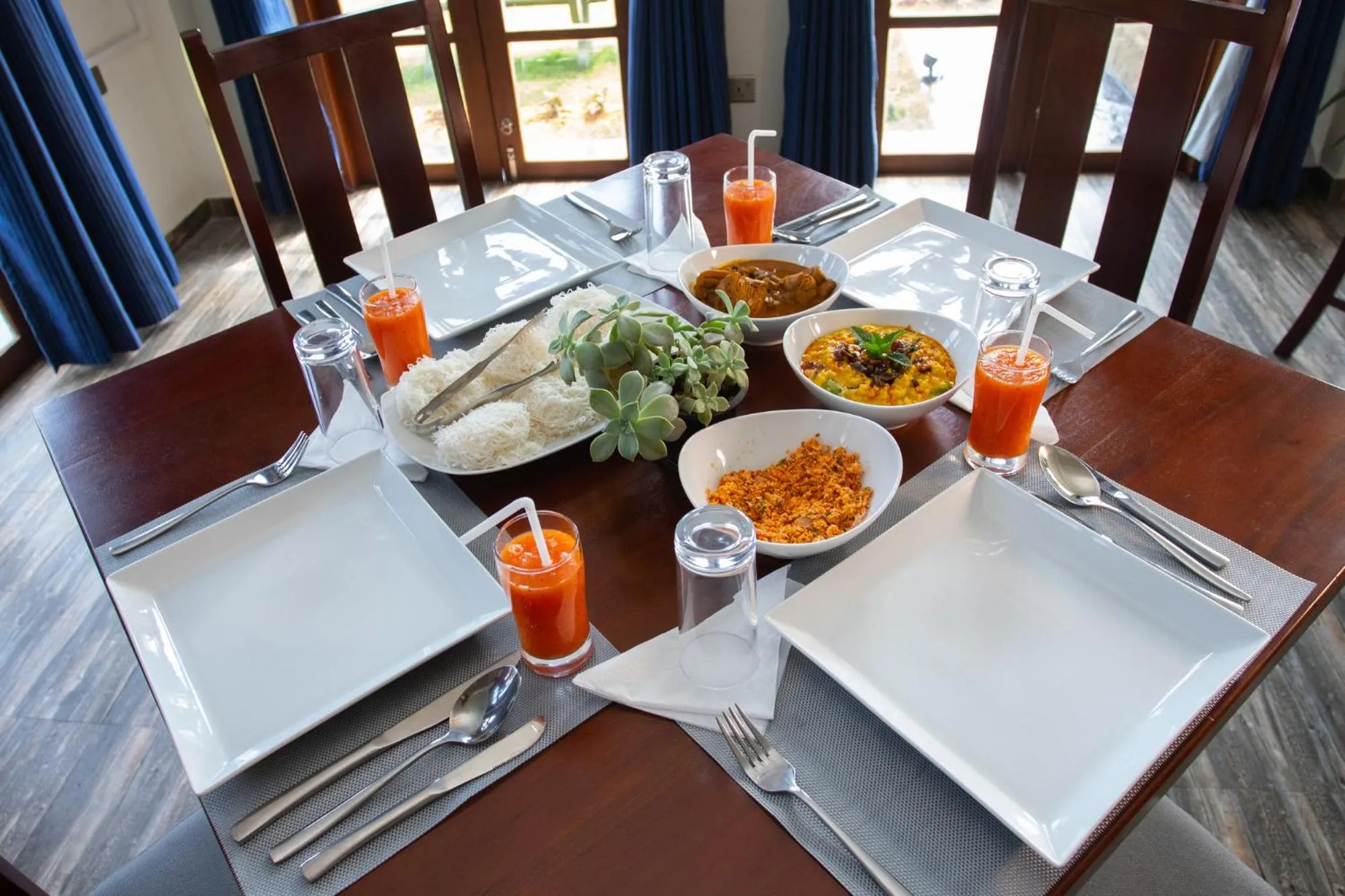 Breakfast in The Wind Castle