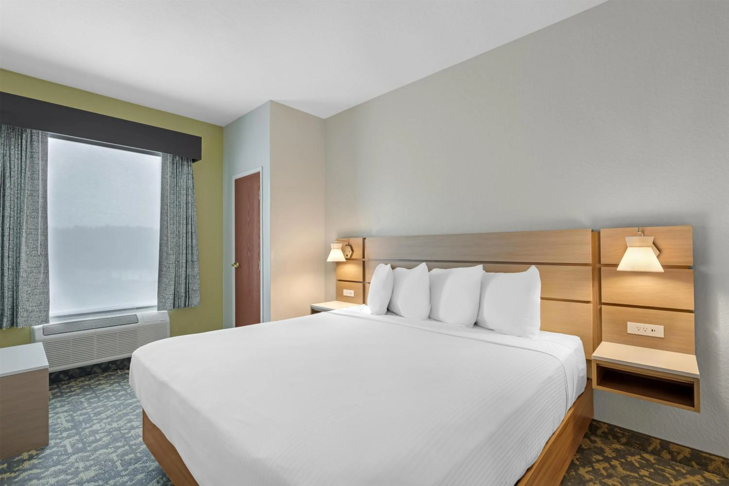 Bedroom, Bed in Best Western Wesley Chapel