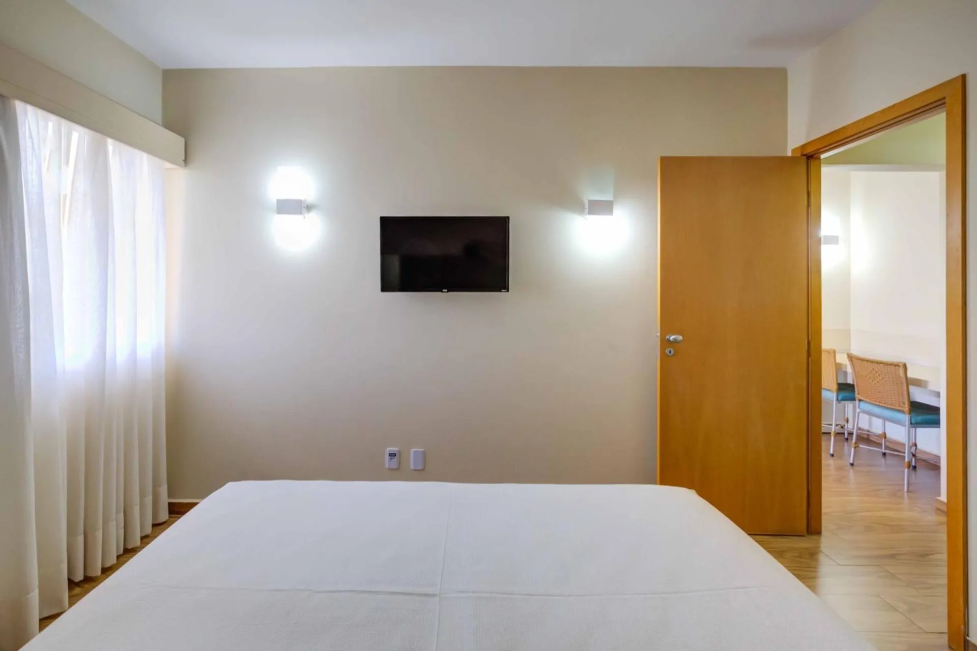 Photo of the whole room, Bed in Thermas de Olimpia Resort