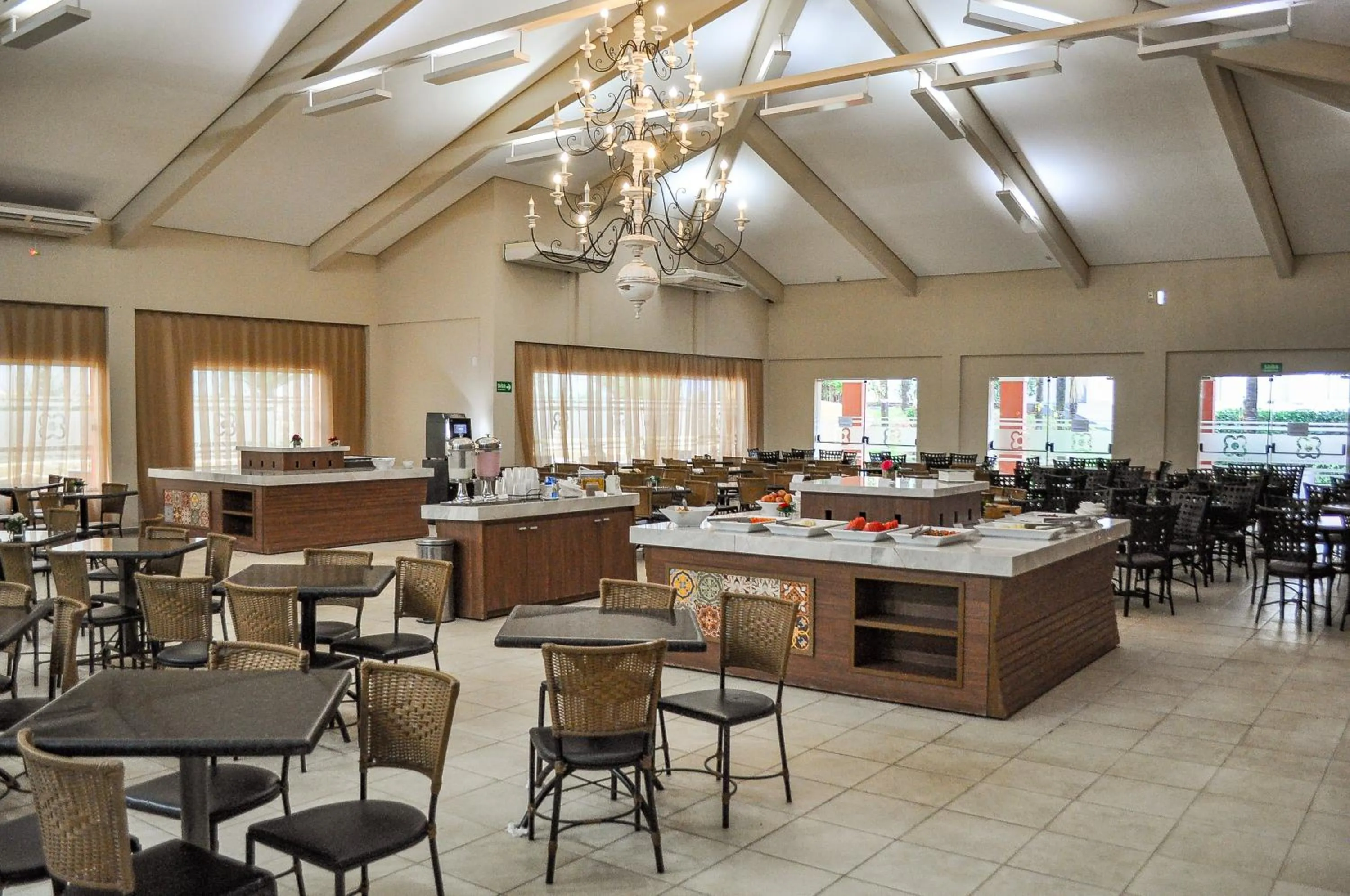 Restaurant/places to eat in Thermas de Olimpia Resort