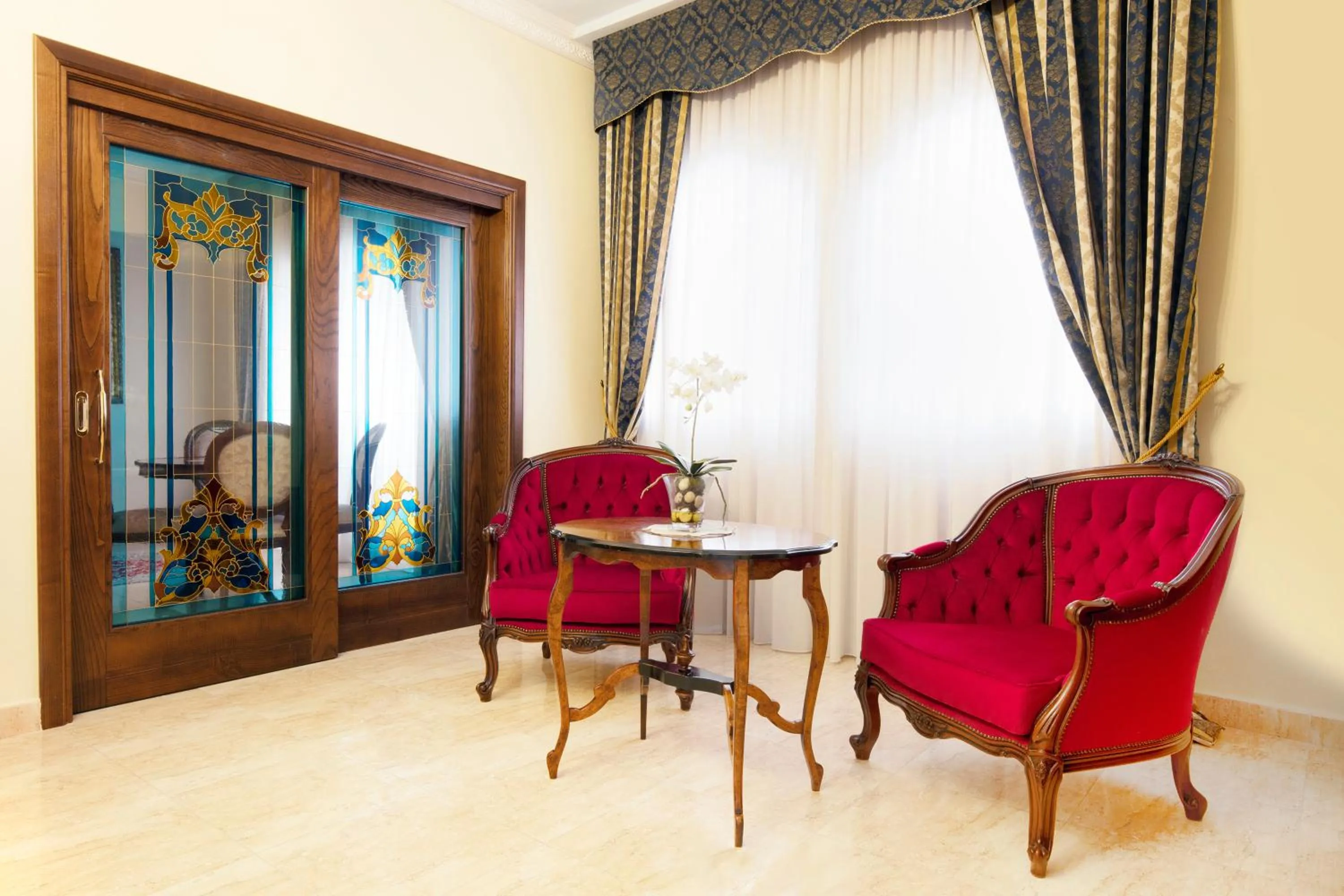 Living room in Grand Hotel President