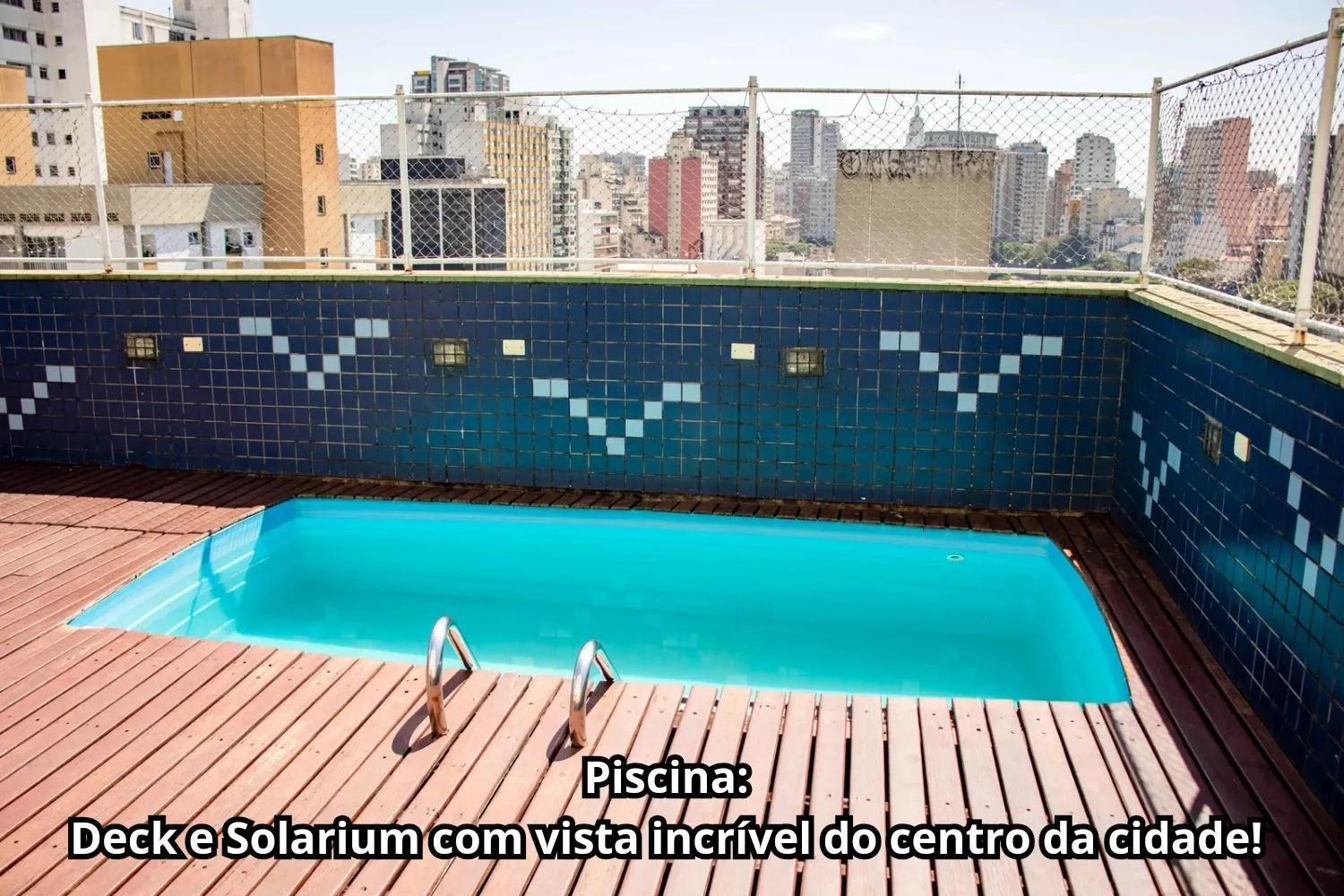 Pool view in Residencial Bella Vista Suites