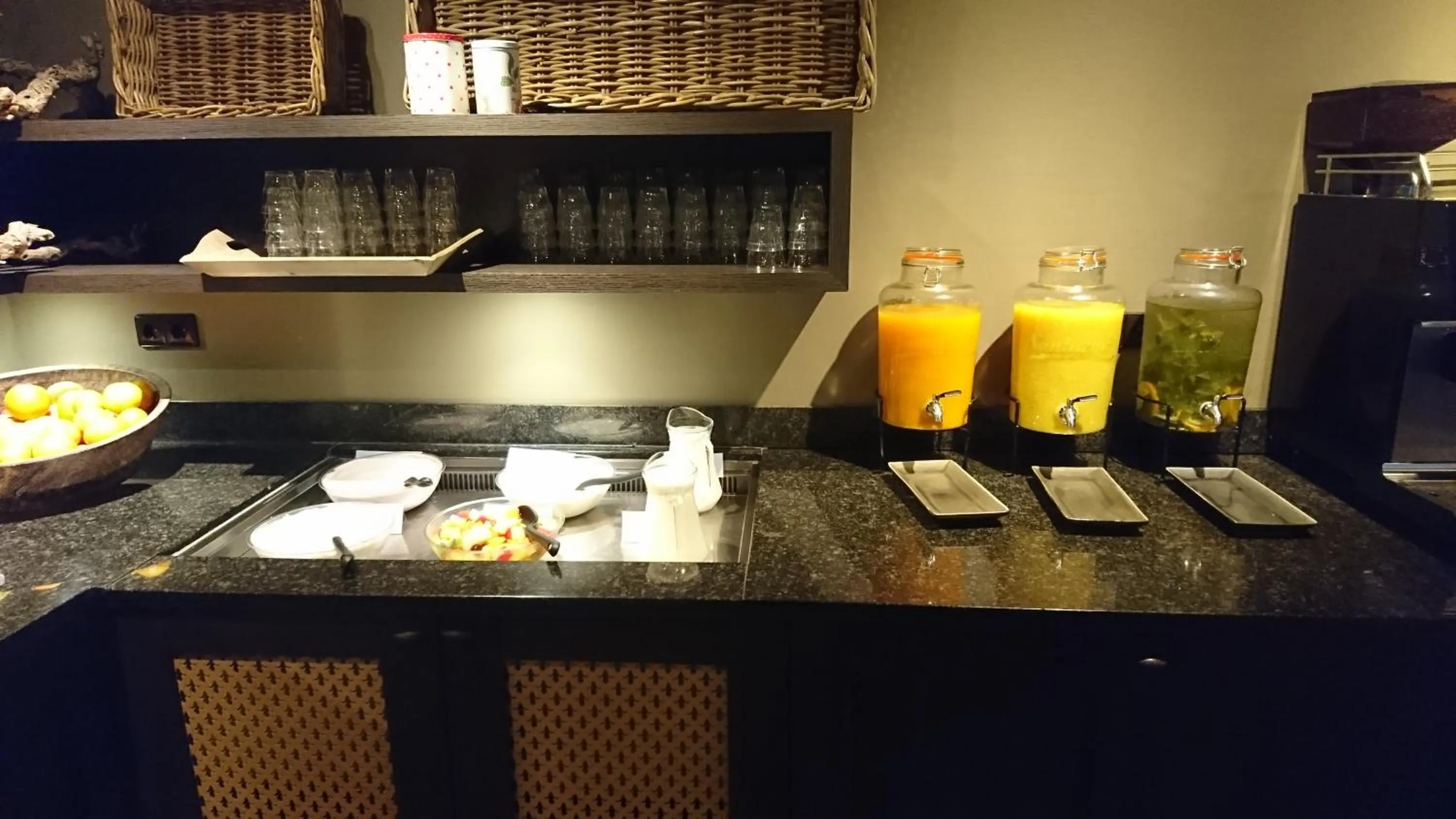 Buffet breakfast in Fletcher Hotel-Restaurant Het Witte Huis