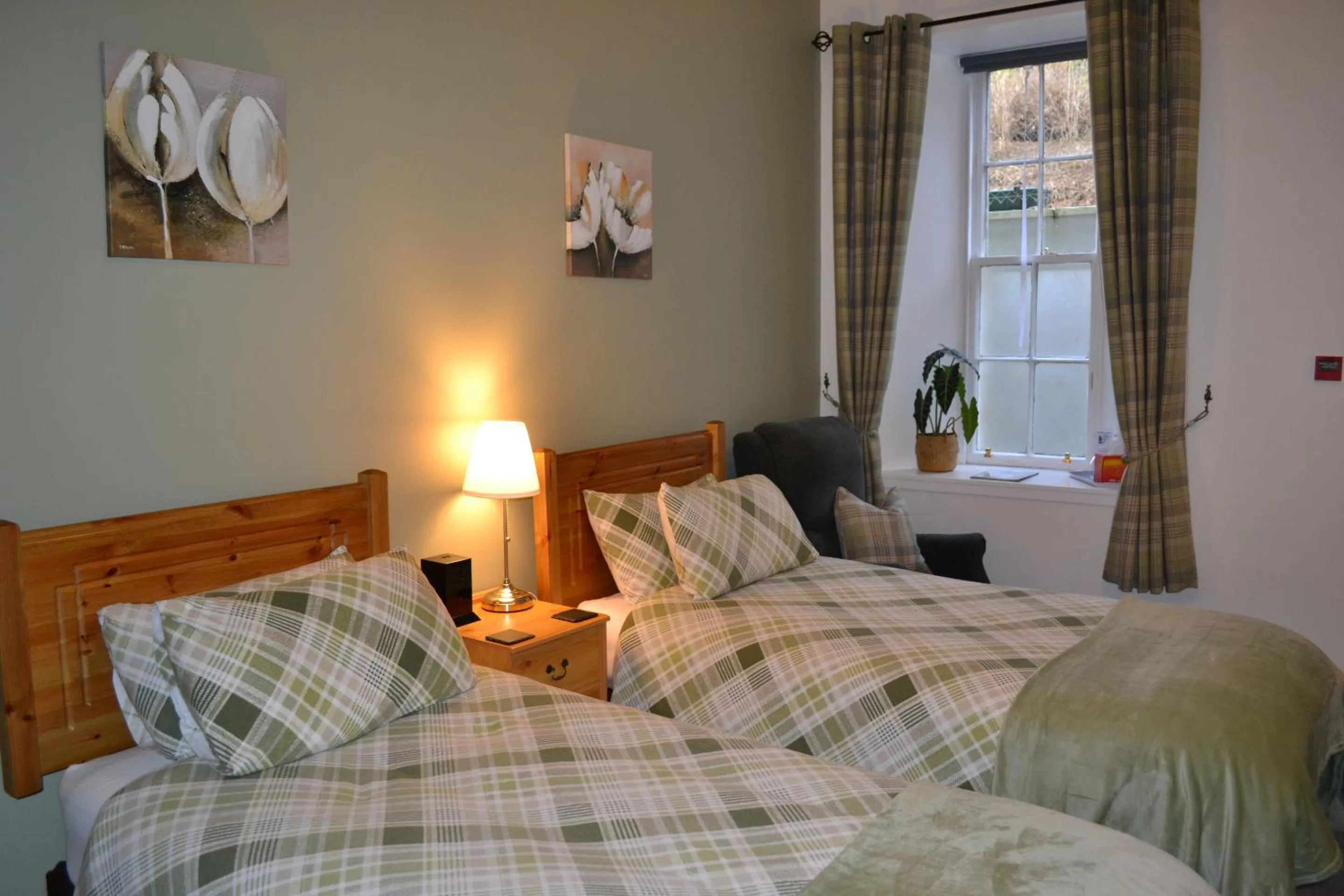 Bedroom, Bed in Cuil-An-Daraich Guest House