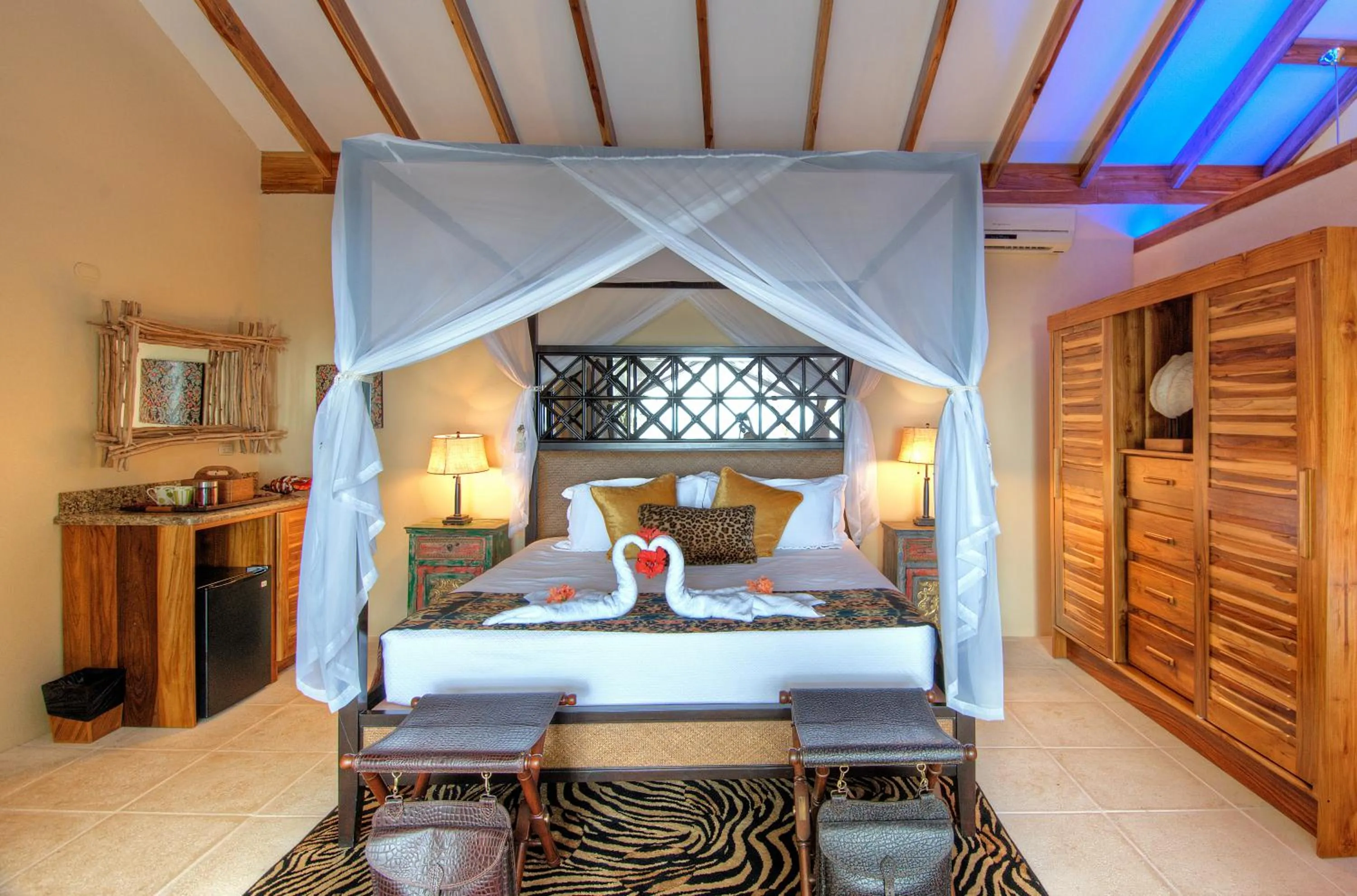 Bed in Casa Chameleon Hotel Mal Pais - Adults Only