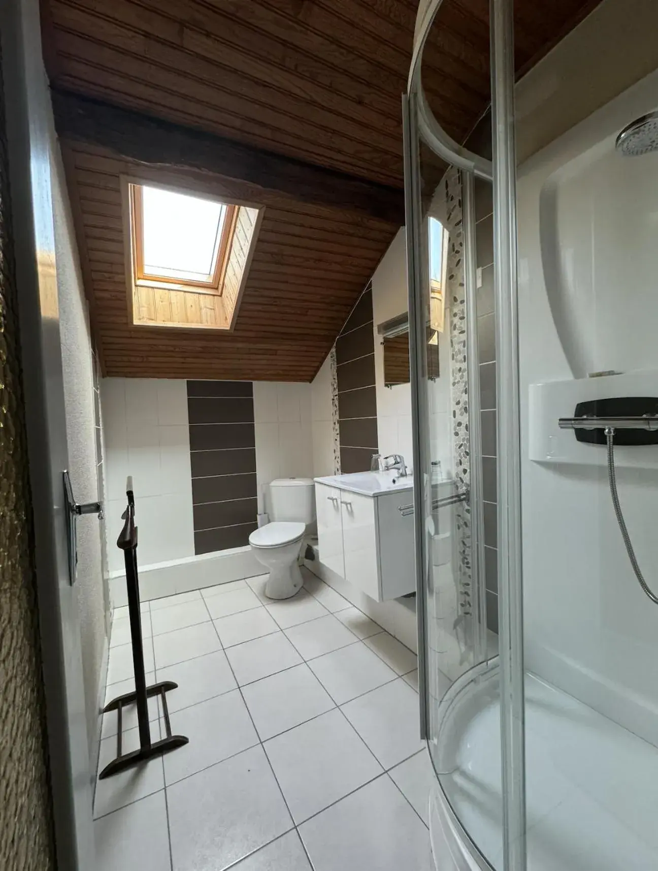 Classic Twin Room in Hôtel de France et de Russie Classic Twin Room in Hôtel de France et de Russie