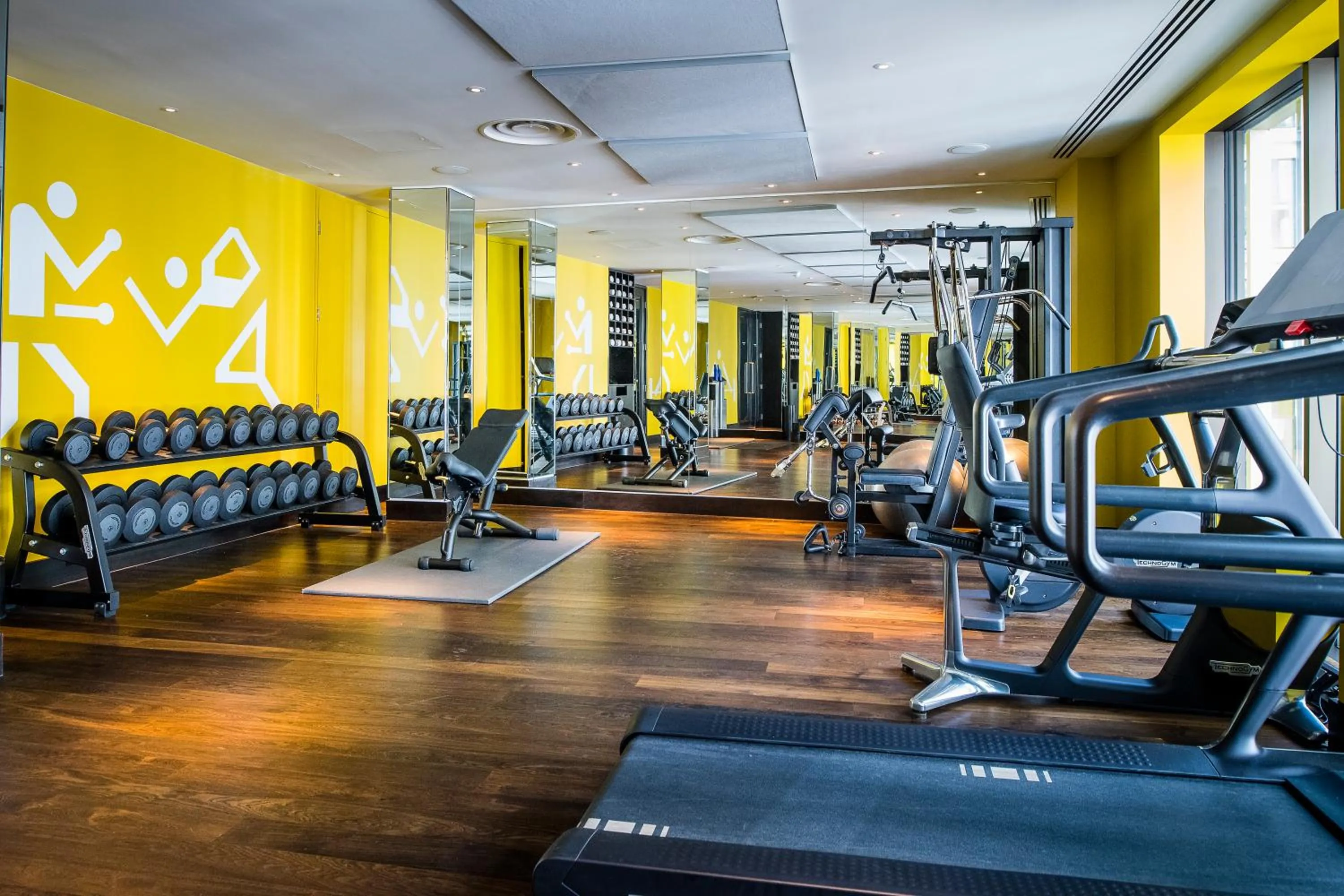 Fitness centre/facilities in South Place Hotel