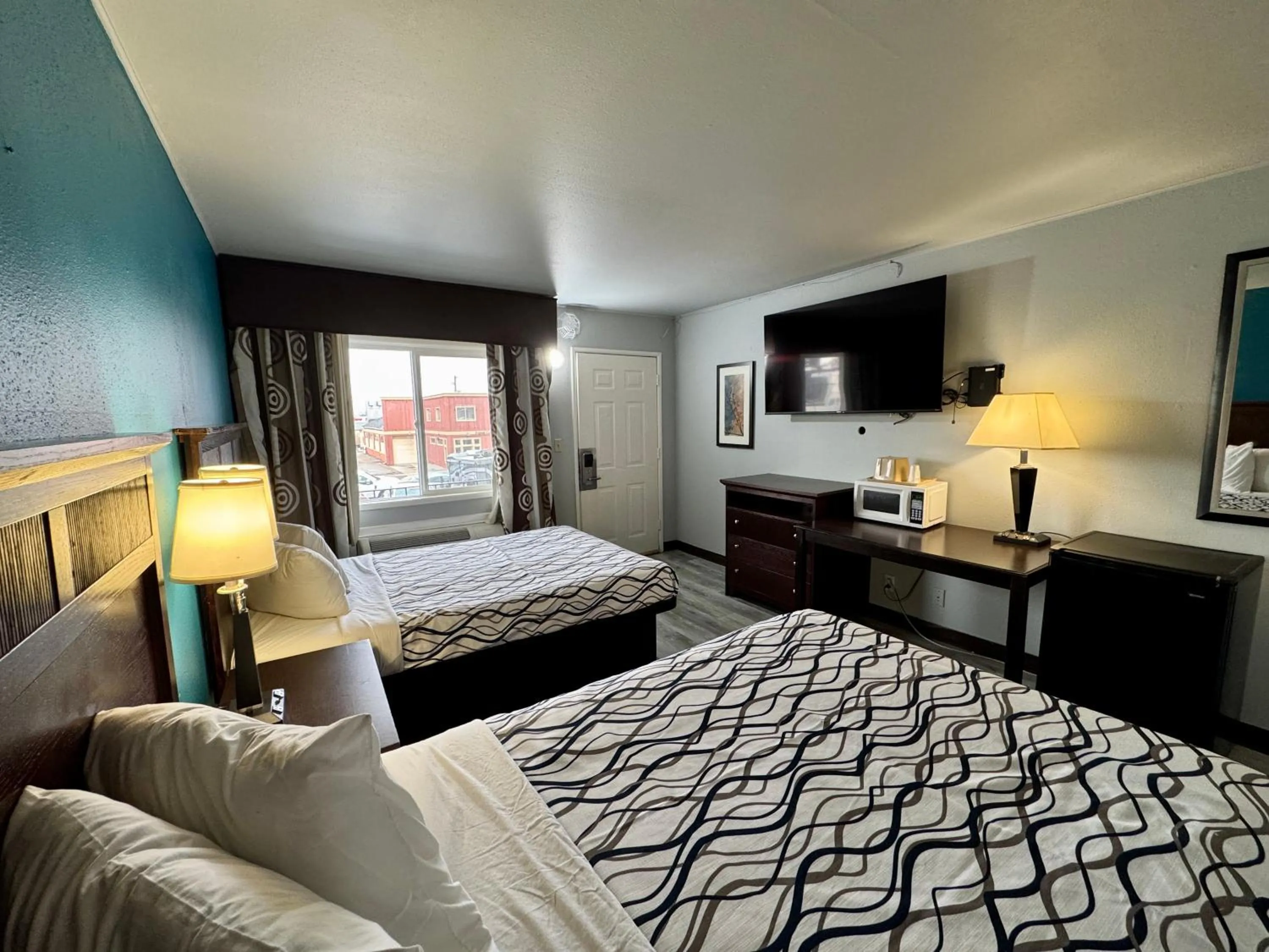 Bedroom, Bed in Nampa Downtown Inn