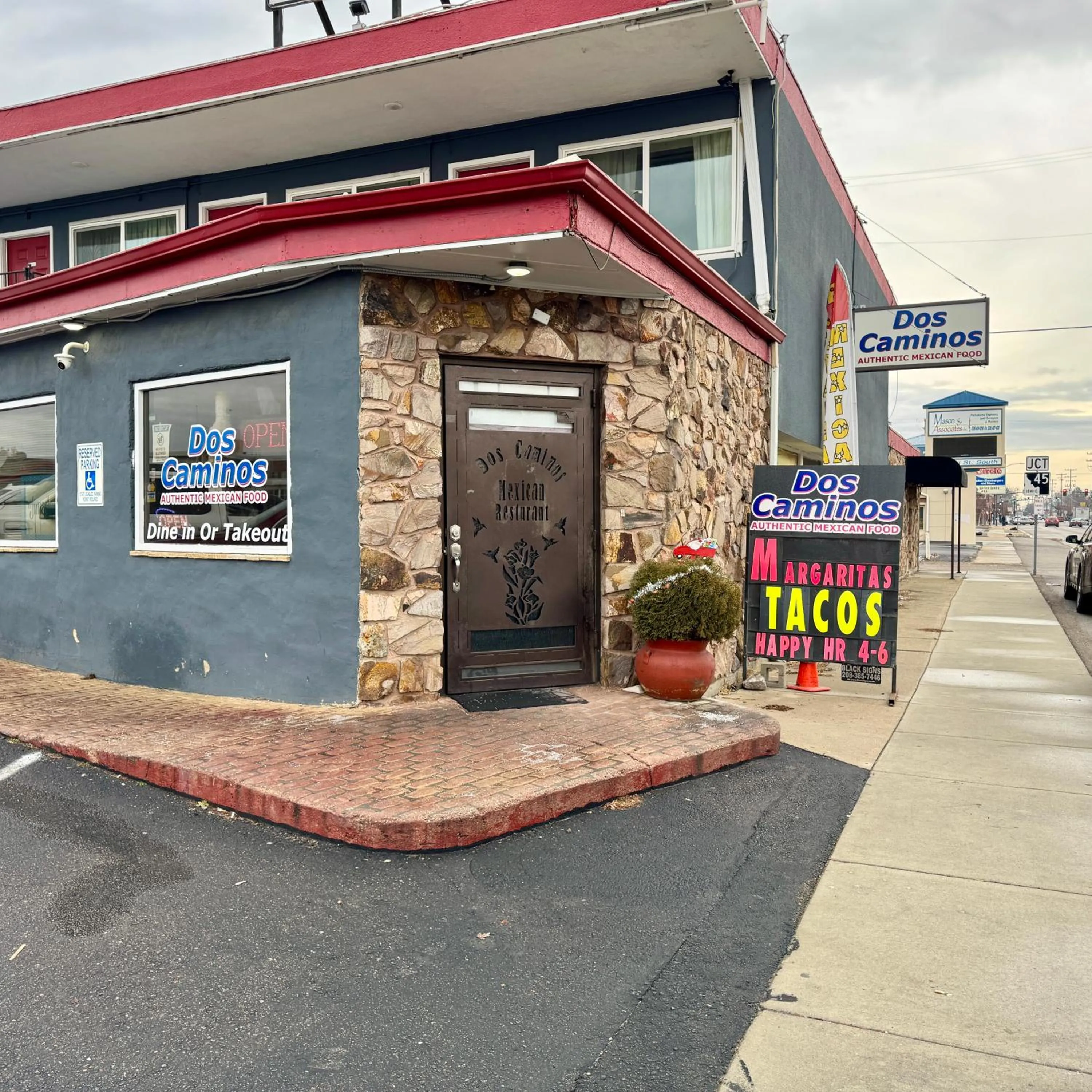 Restaurant/places to eat in Nampa Downtown Inn