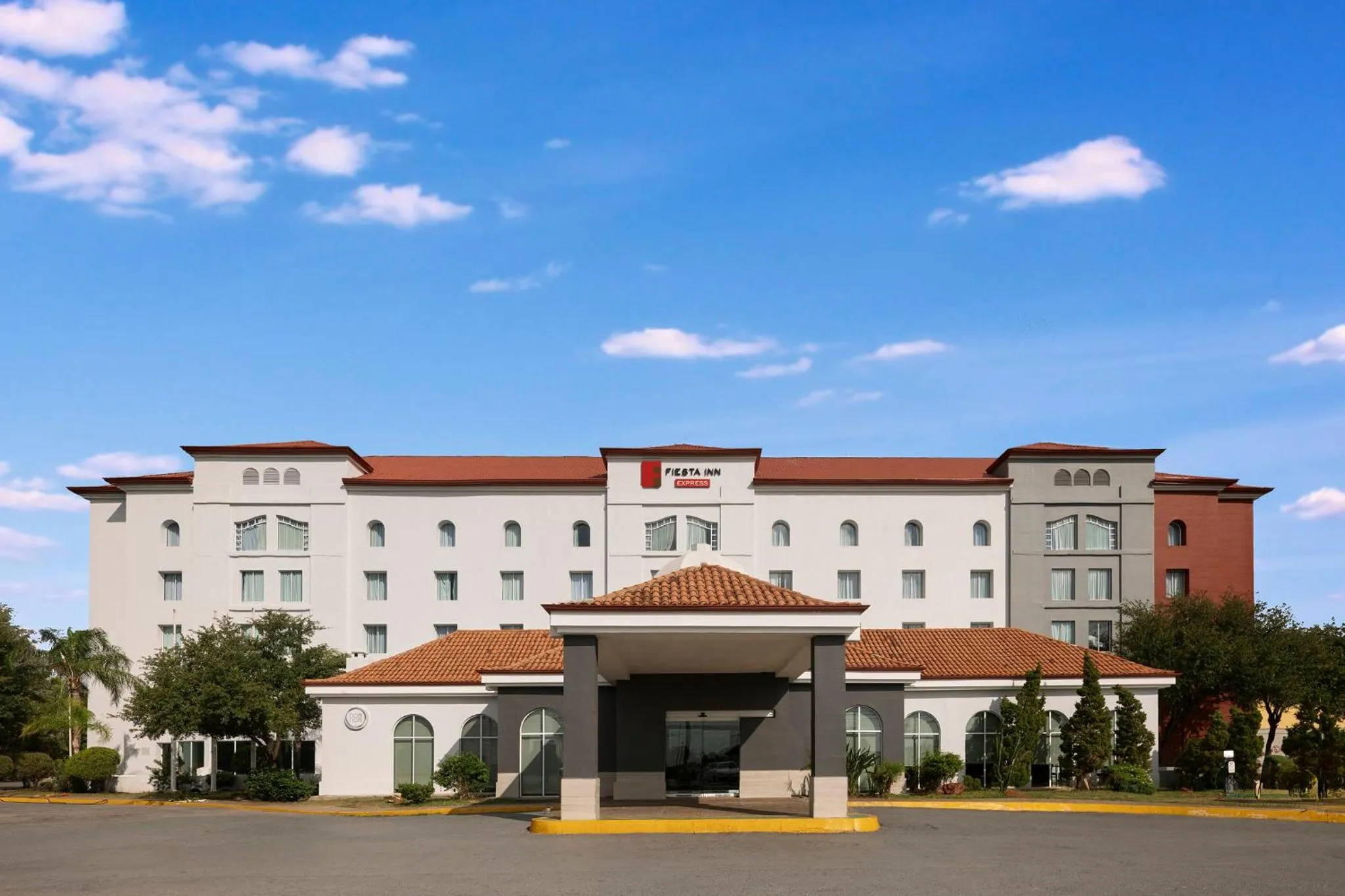 Decorative detail in Fiesta Inn Express Nuevo Laredo
