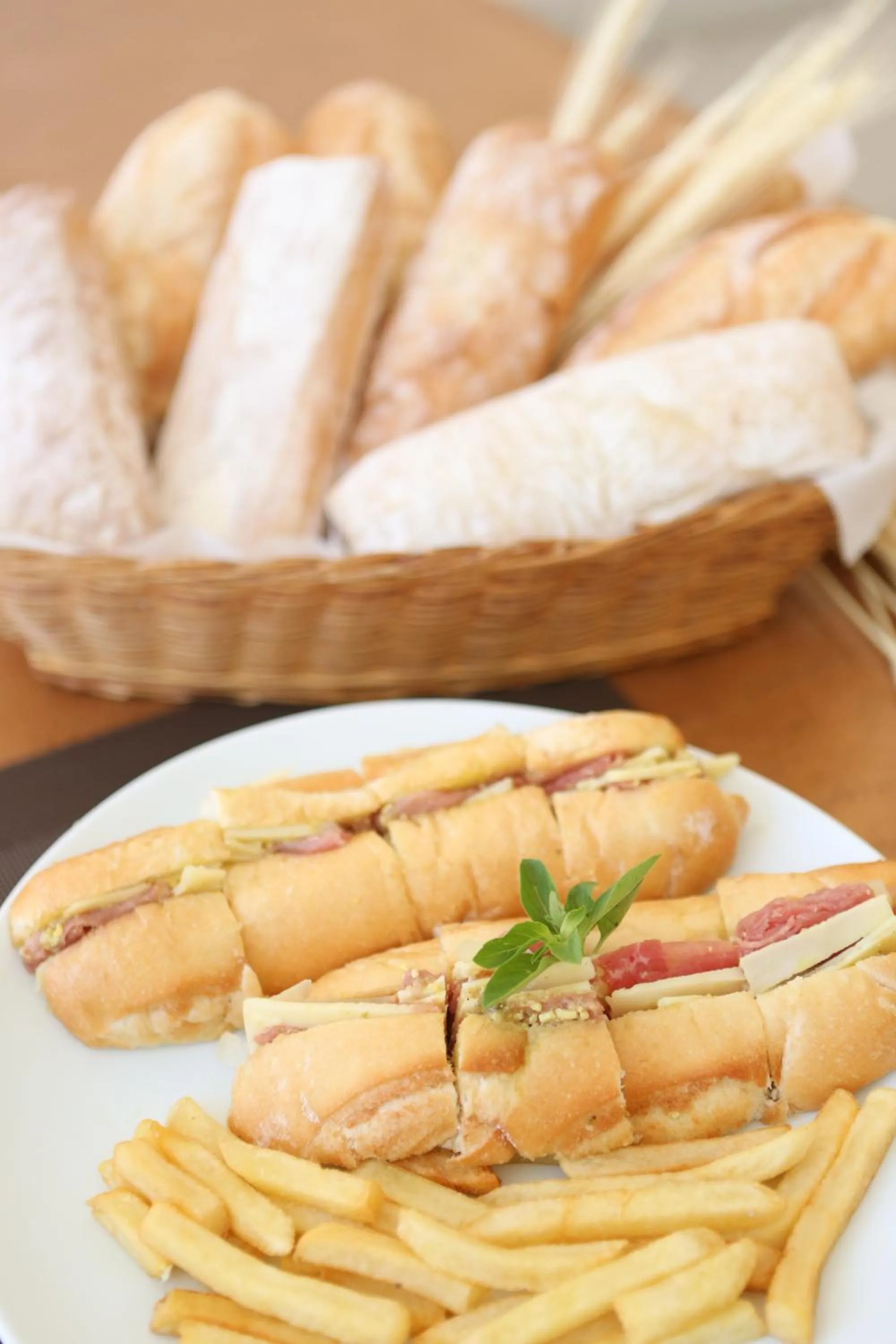 Food and drinks in Fildi Hotel