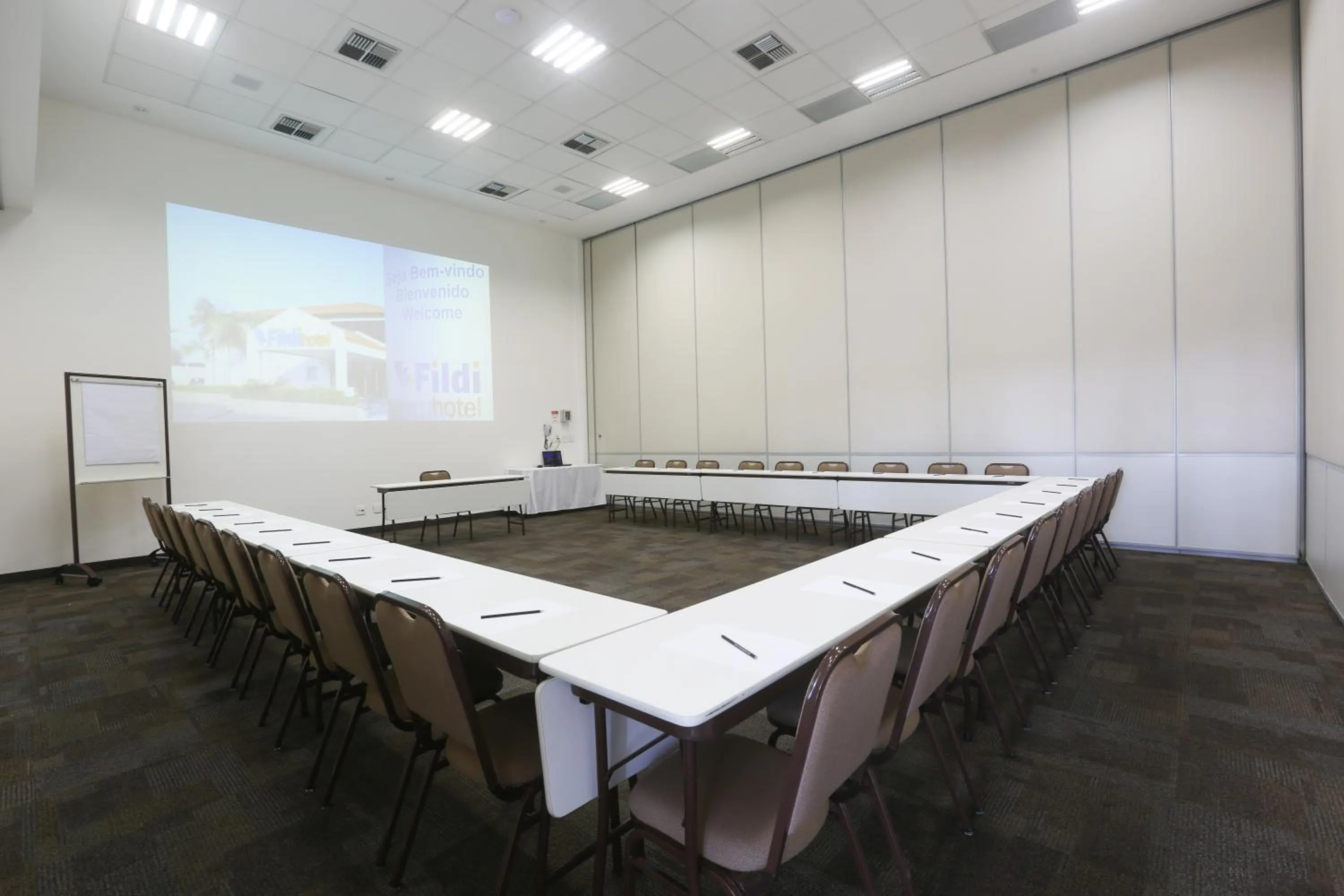 Business facilities in Fildi Hotel