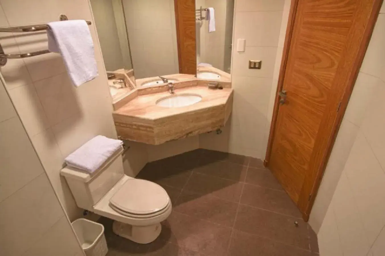 King Room - single occupancy in Hotel Diego de Almagro Iquique King Room - single occupancy in Hotel Diego de Almagro Iquique