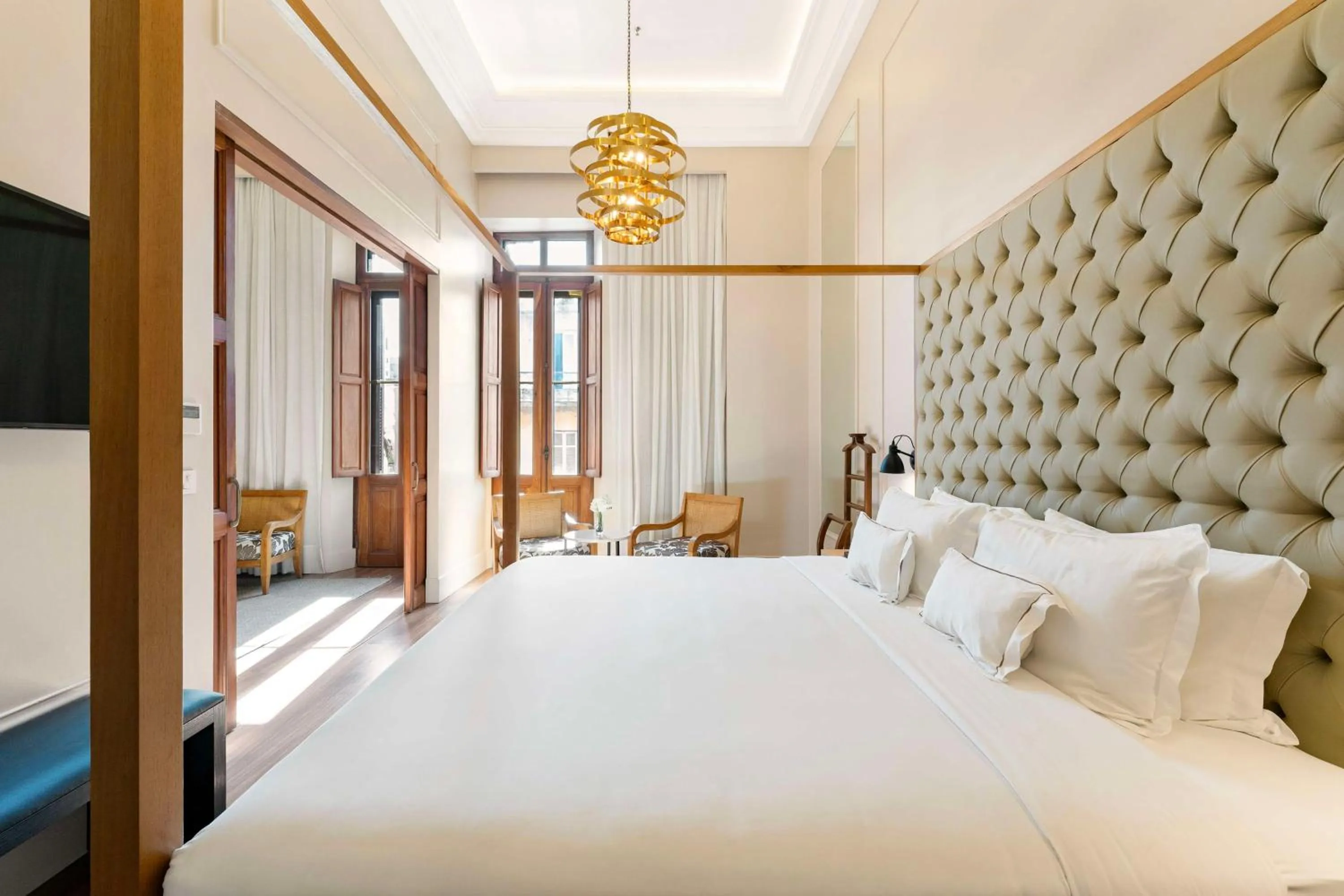 Bed in Palmaroga Hotel Asuncion, Tapestry Collection by Hilton